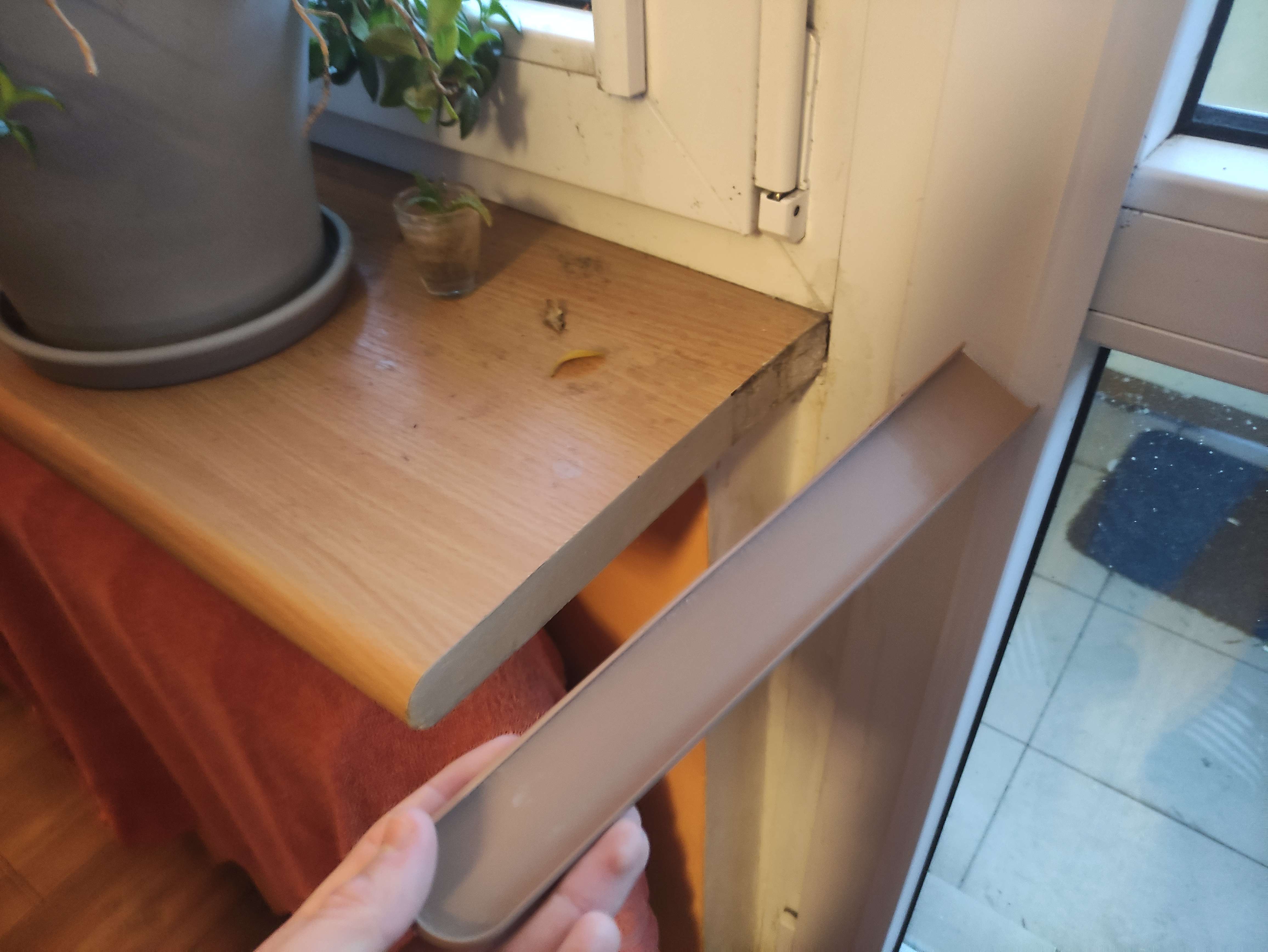 Parametric Windowsill Side Cover