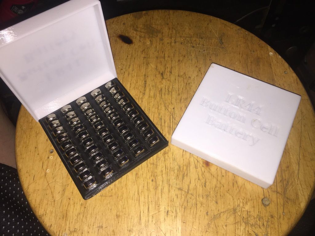 LR44 Button Cell Battery Storage. by CaptHowdy Download free STL