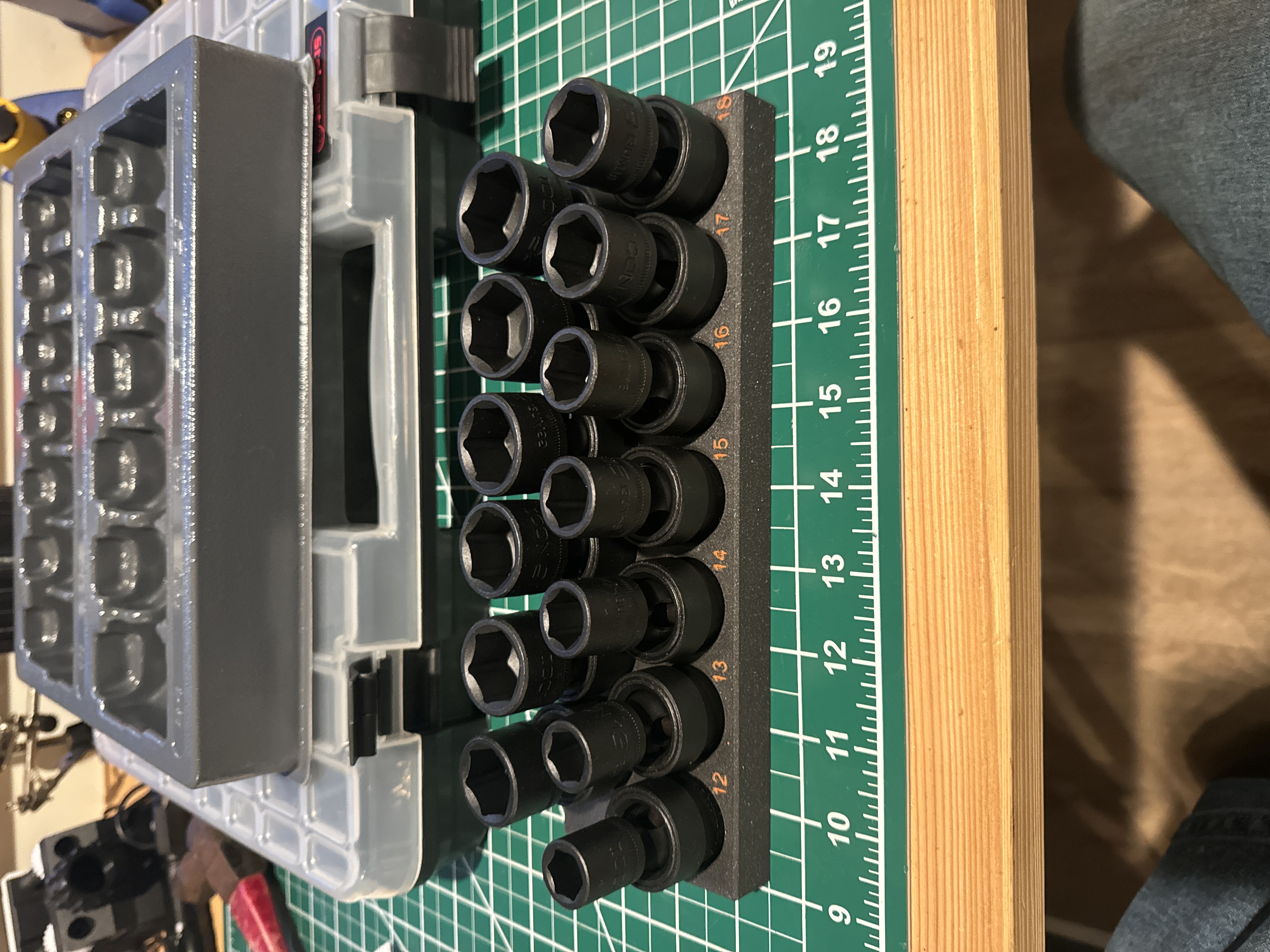 Vertical socket trays for harbor freight ICON wobble impact sockets