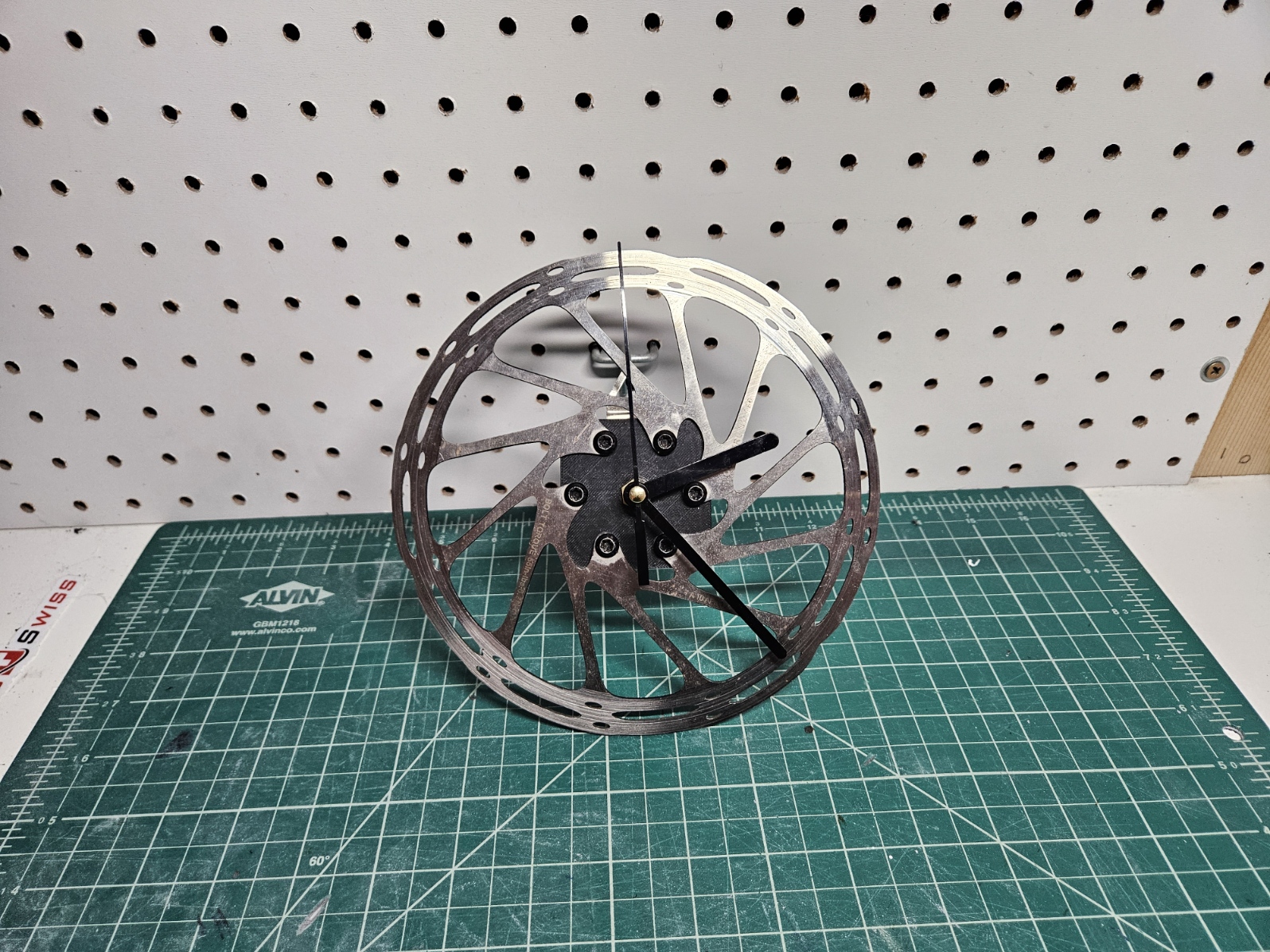 6 Bolt Rotor Clock by cchapps | Download free STL model | Printables.com