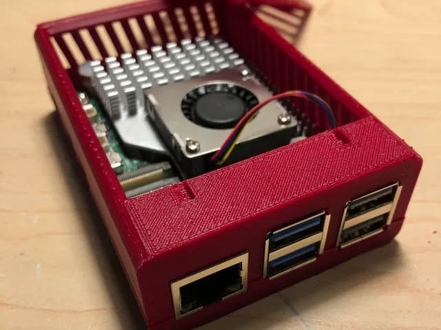 Raspberry Pi 5 Case V2
