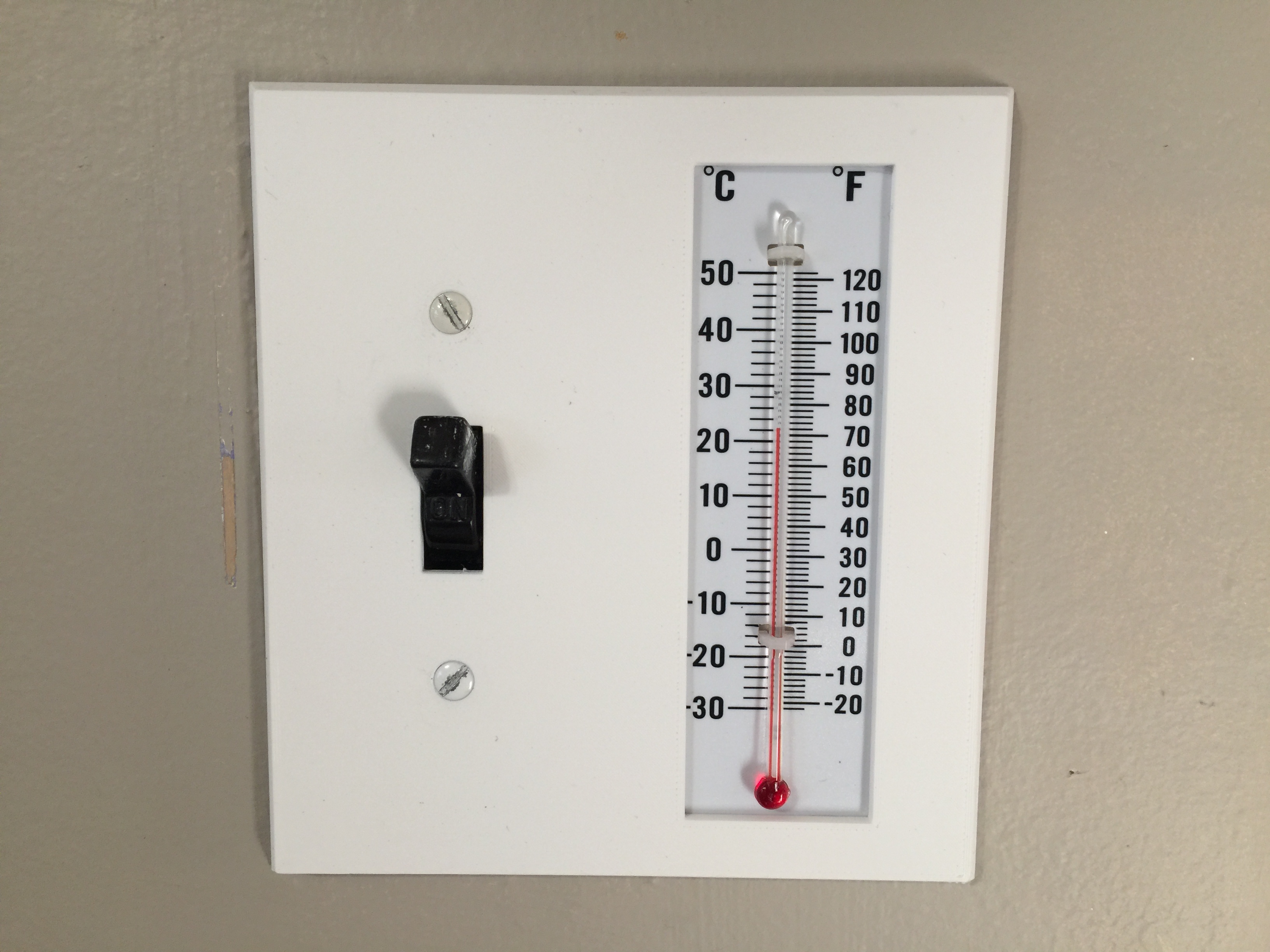 Miniatura 7 do modelo 3D Thermometer Light Switch Cover for Standard Toggle