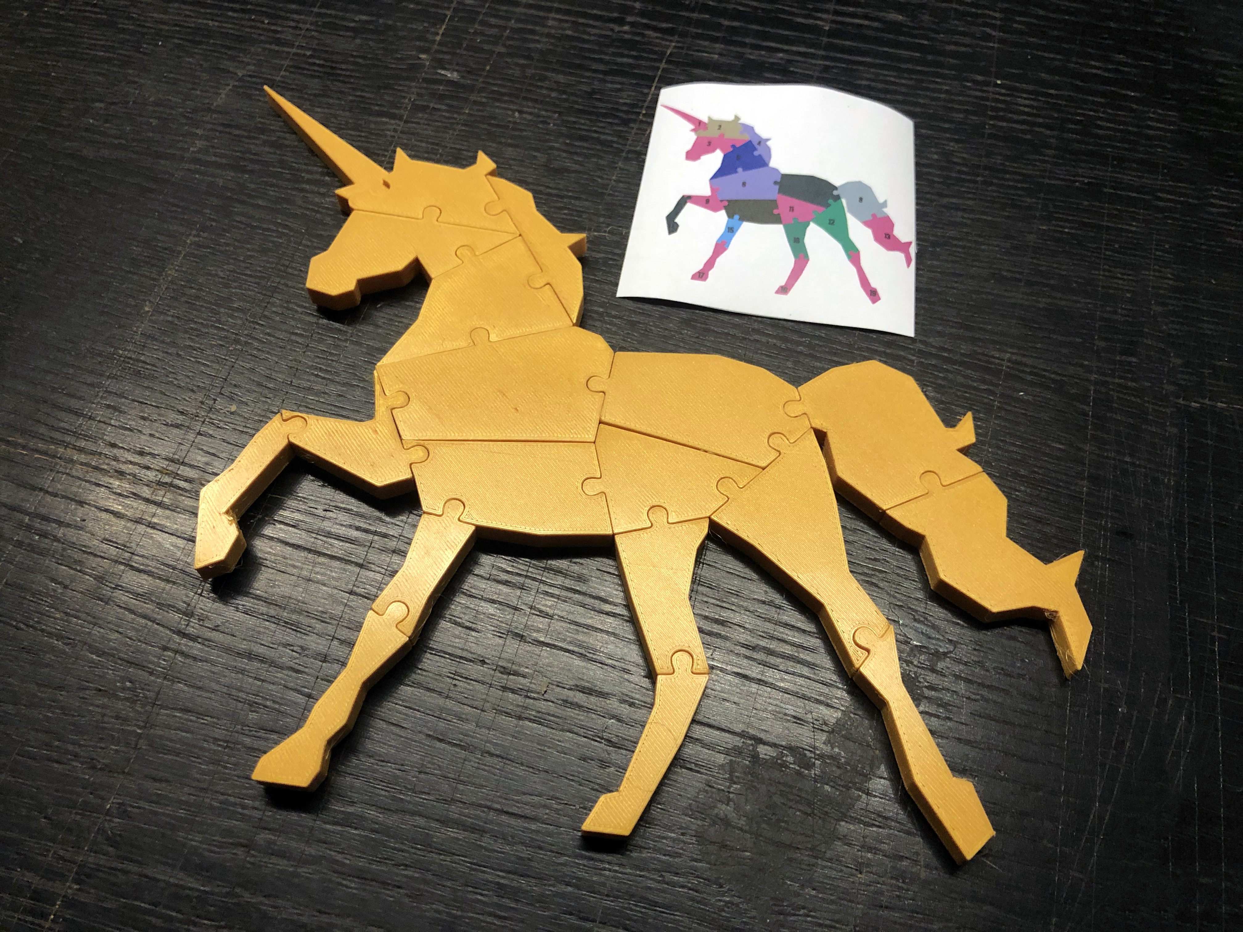 Unicorn lowpoly puzzle