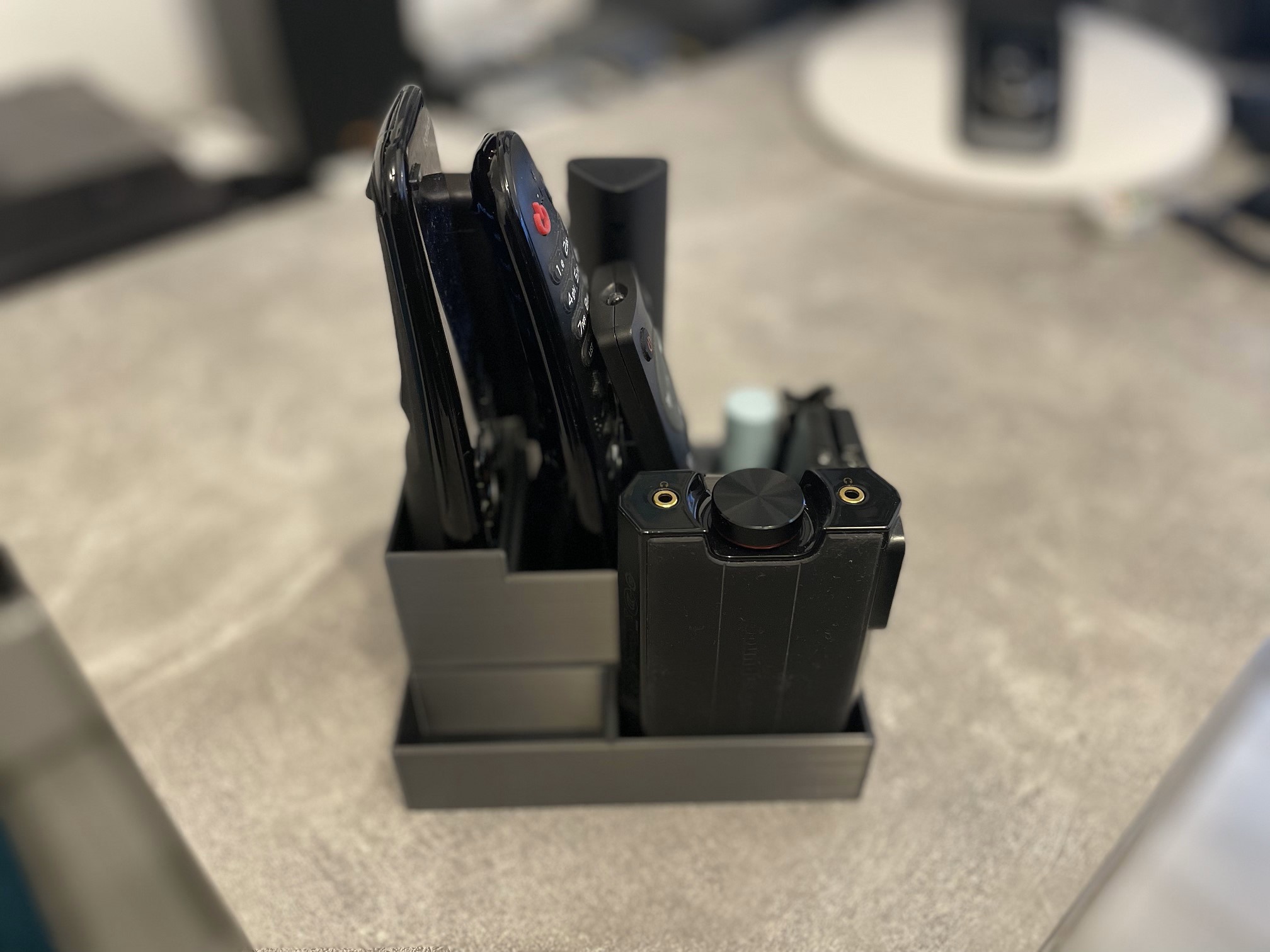 Miniatura 3 do modelo 3D Remote organizer