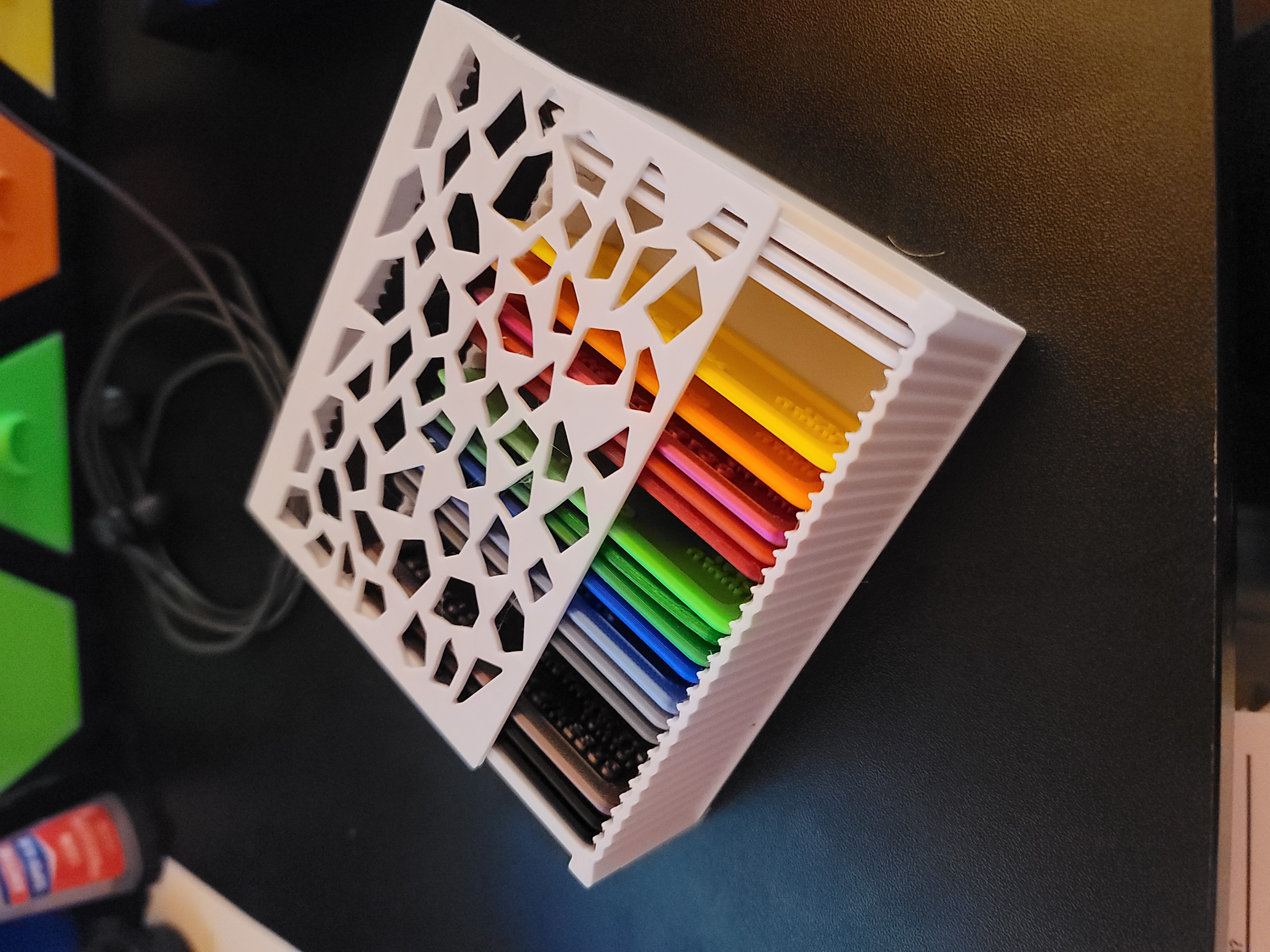 Filament Samples and Box with Voronoi Lid