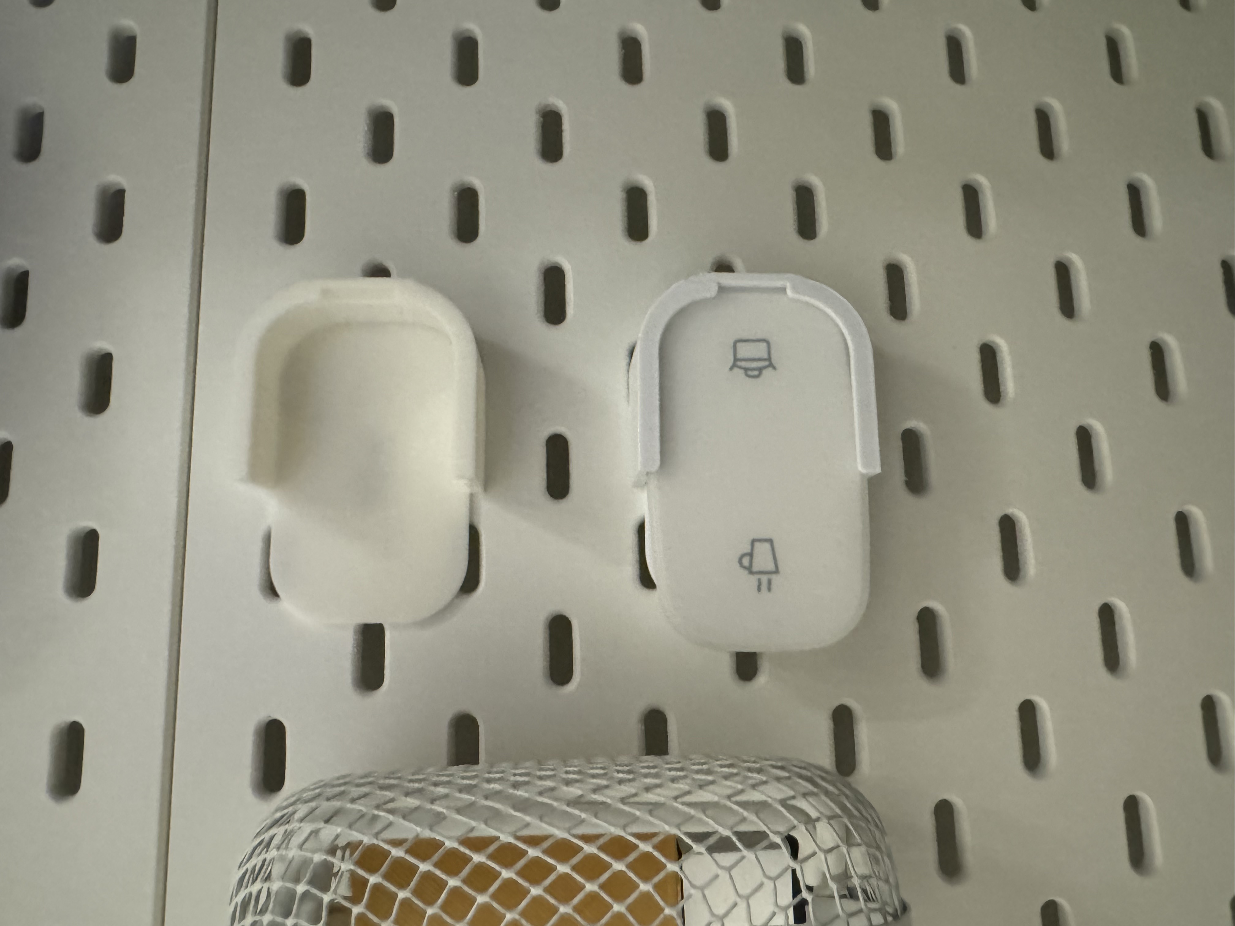 IKEA SOMRIG/RODRET remote button holder for SKÅDIS