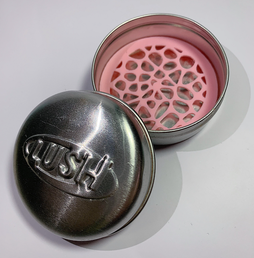Lush Draining Trays For Soap and Conditioner Tins by damnfineco