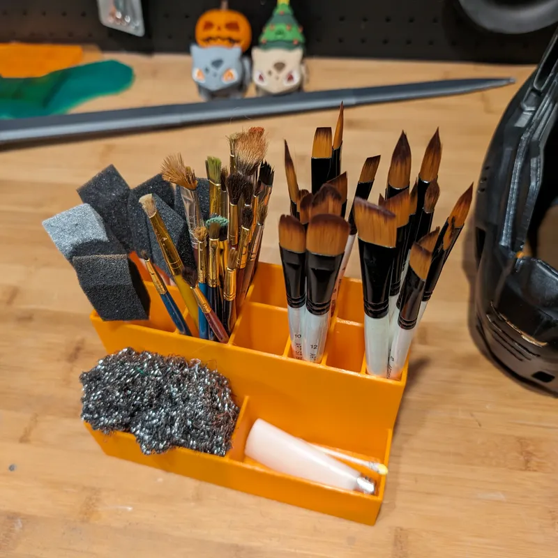 Free STL file Paintbrush Holder, up to 84 Brushes 🖌️・3D print