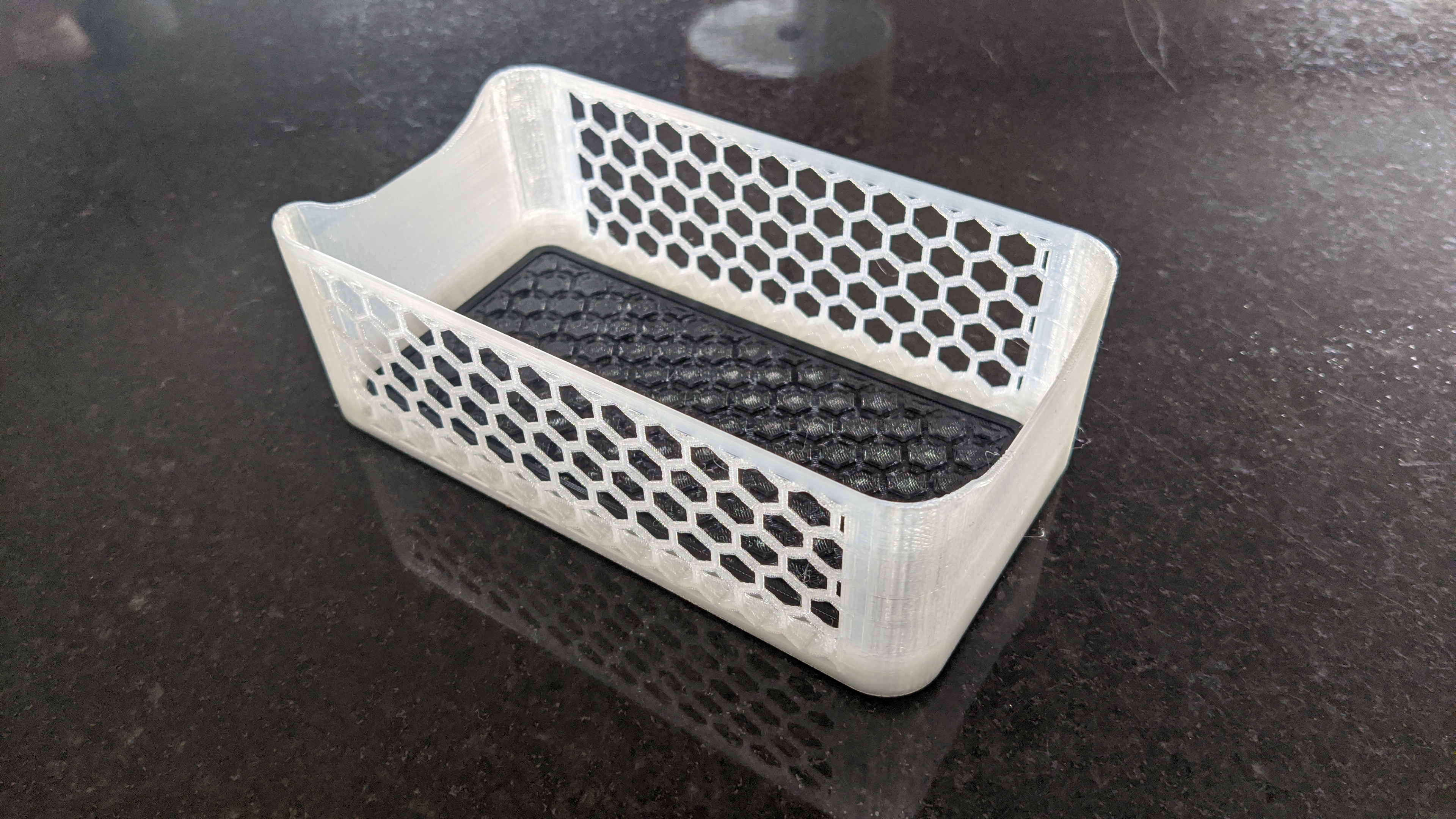 Hexagon Storage Bin w/Mat