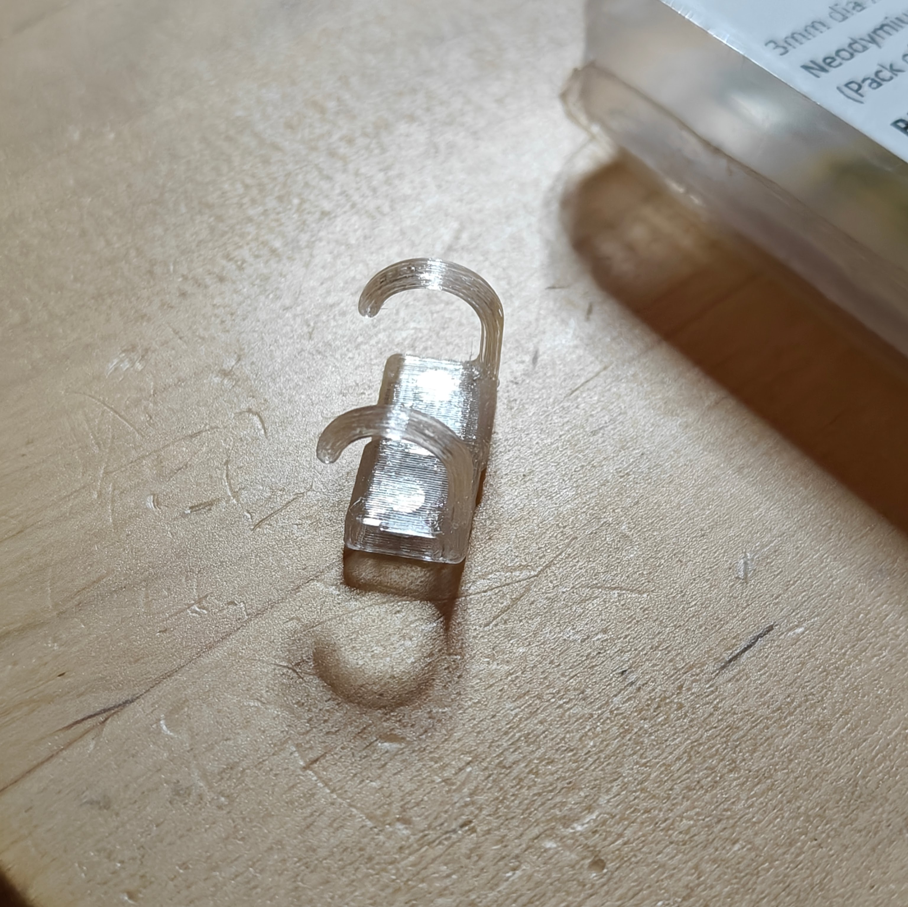 Tiny Hook with Magnet (3mm diameter 1.5mm thick) by AndoAndoAndo ...