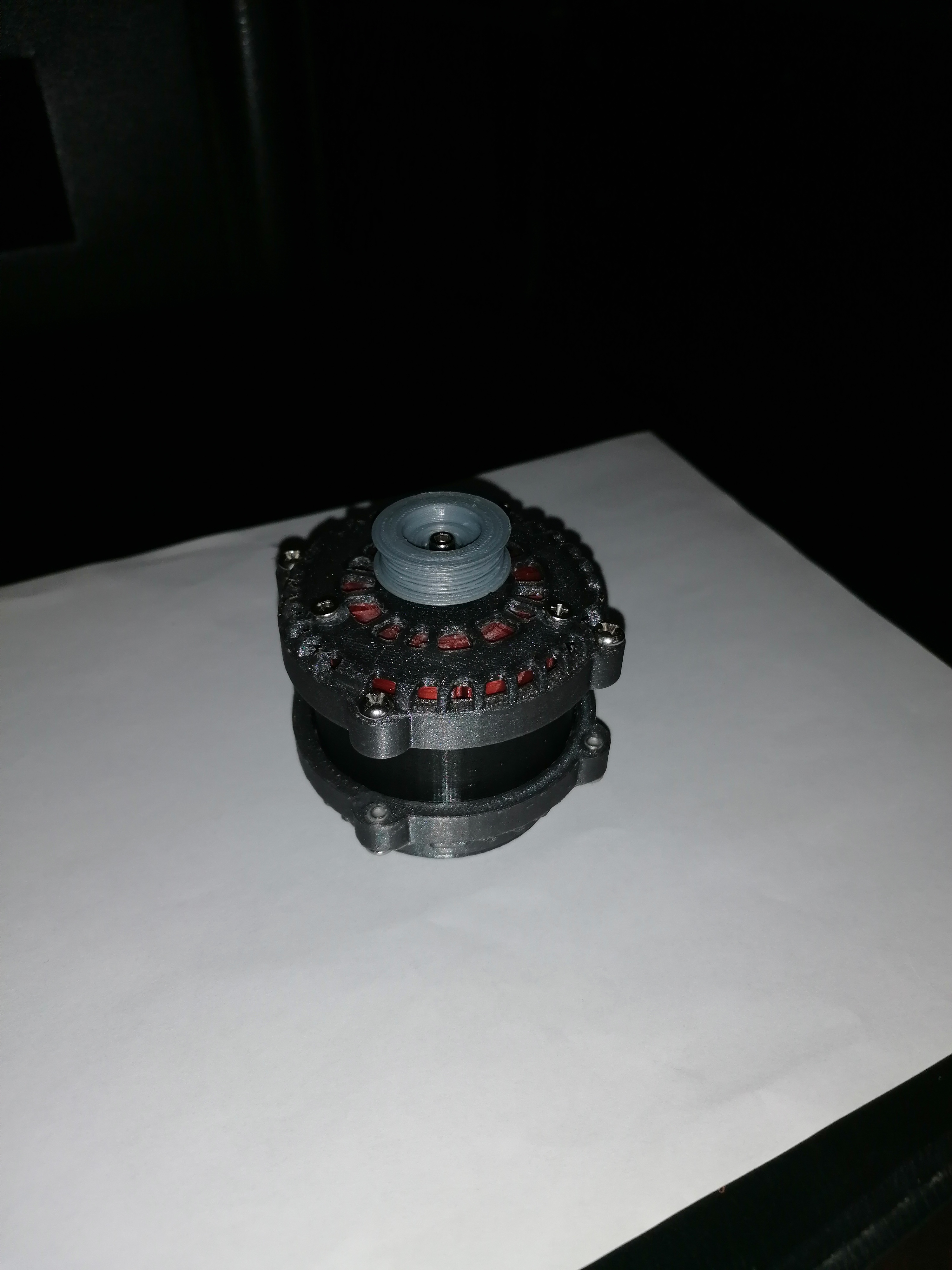 Alternator herb grinder