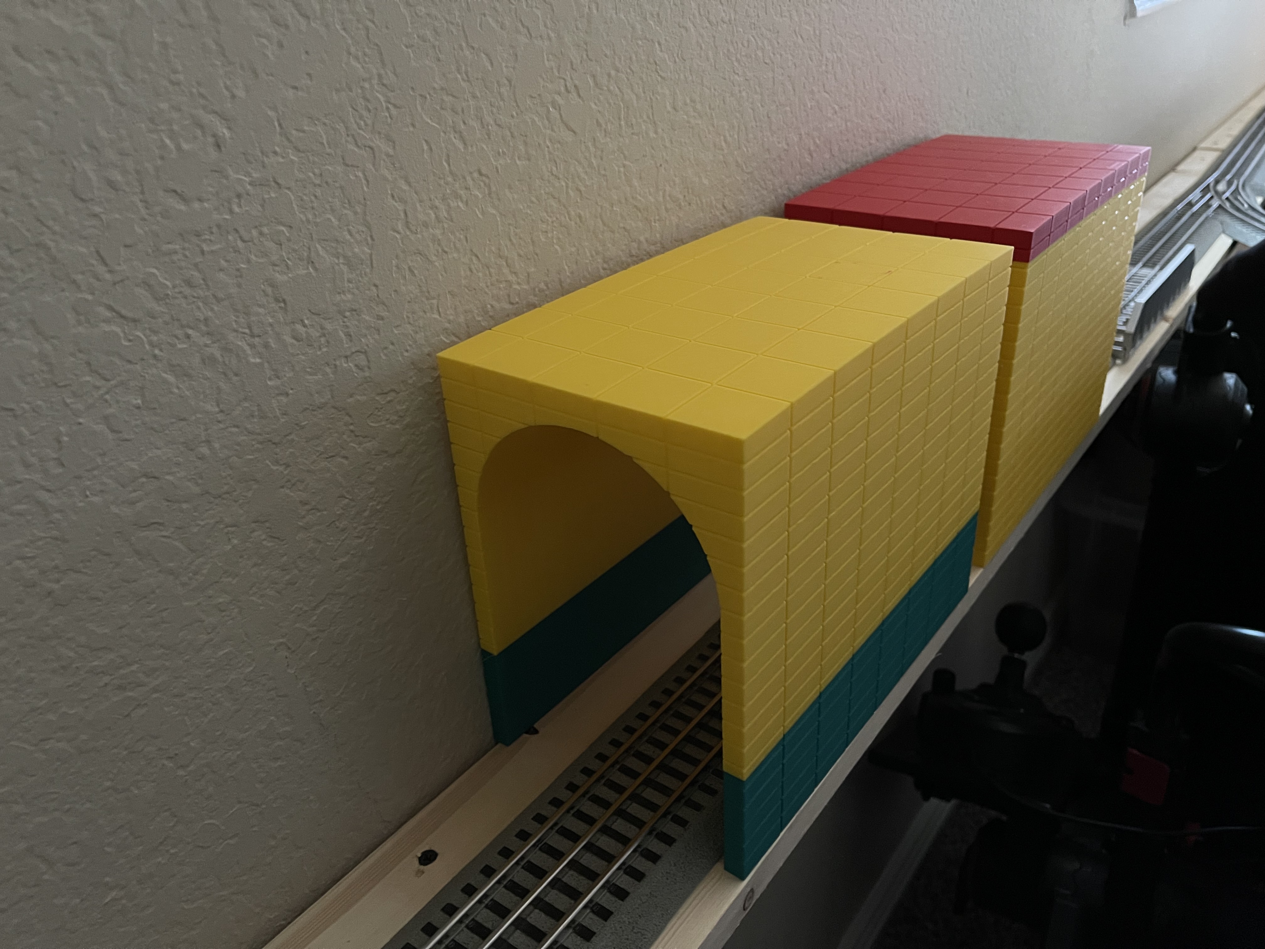 Train Tunnel O gauge