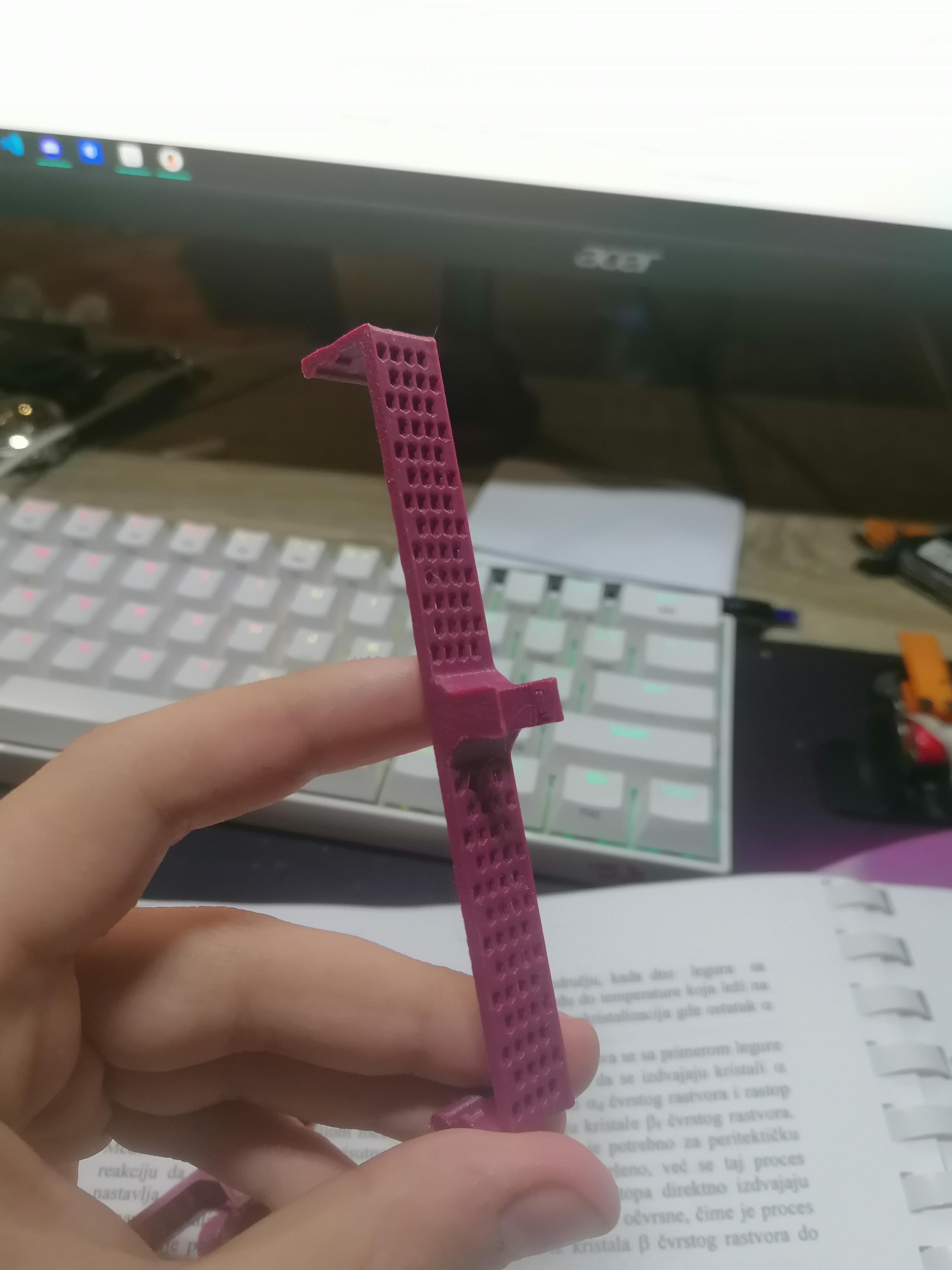 HENTEK Oscilloscope probe holder by Itzpere Download free STL model