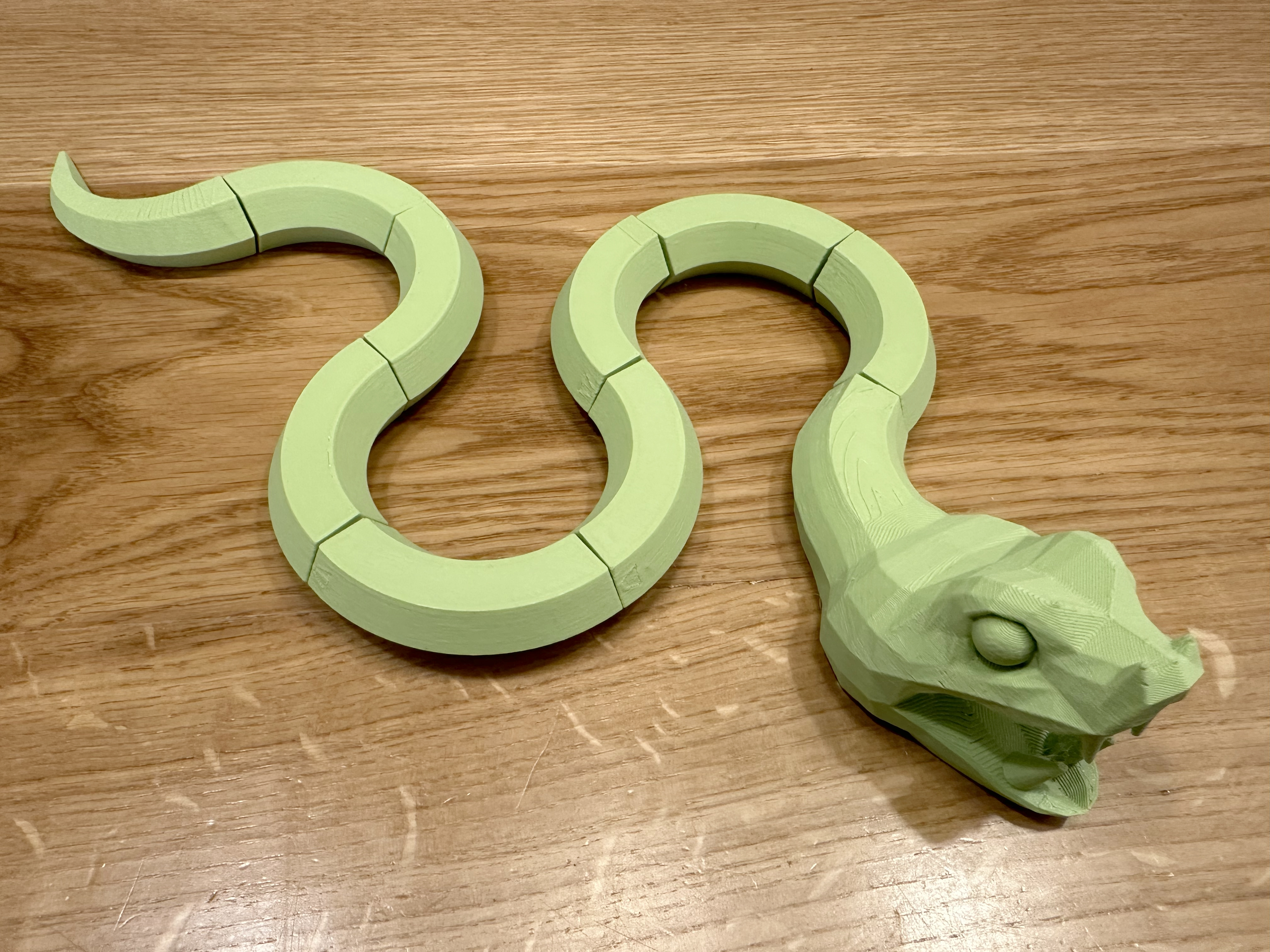 Articulated snake