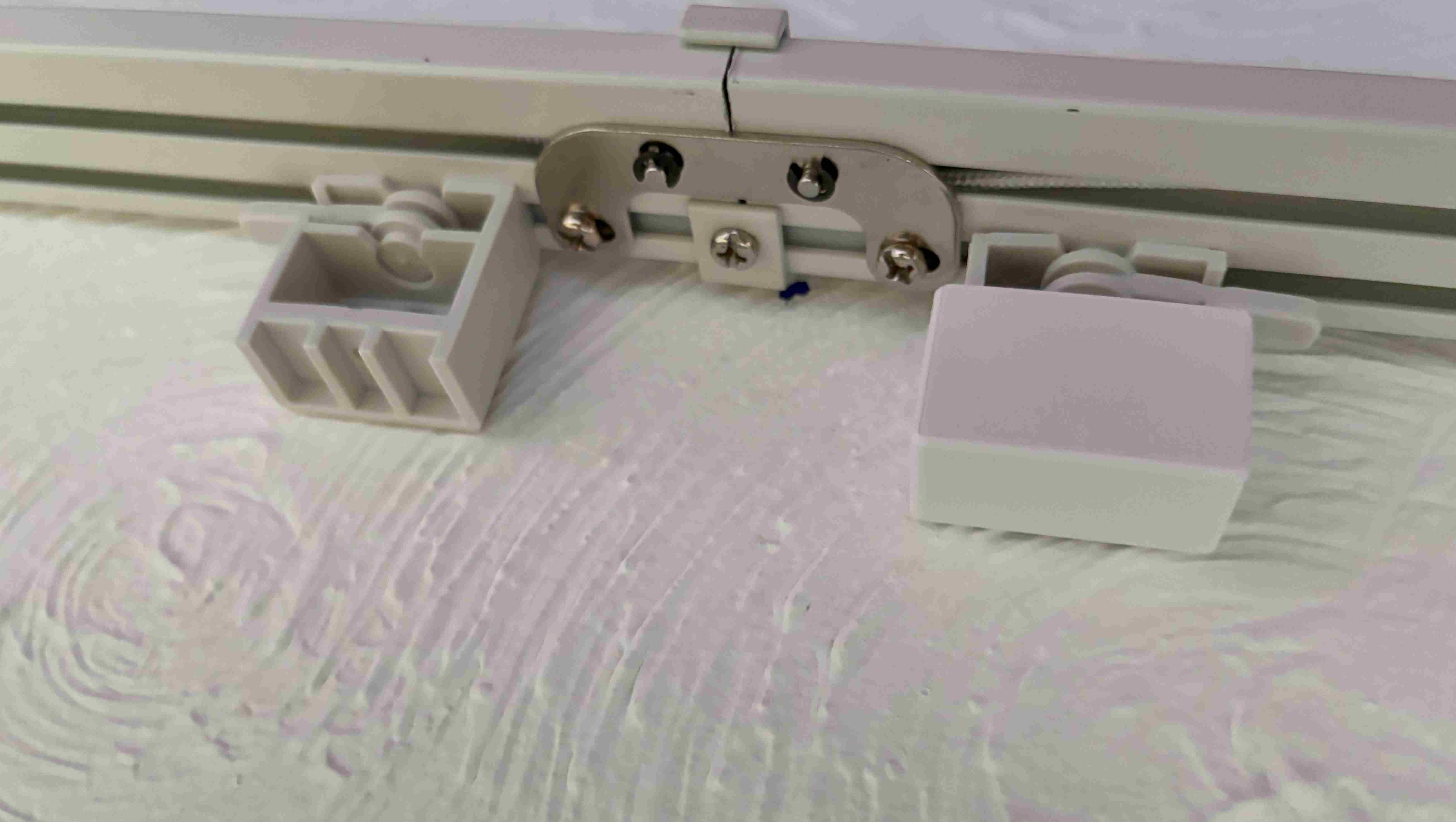 Little cover for HomeBase curtail rain mounts