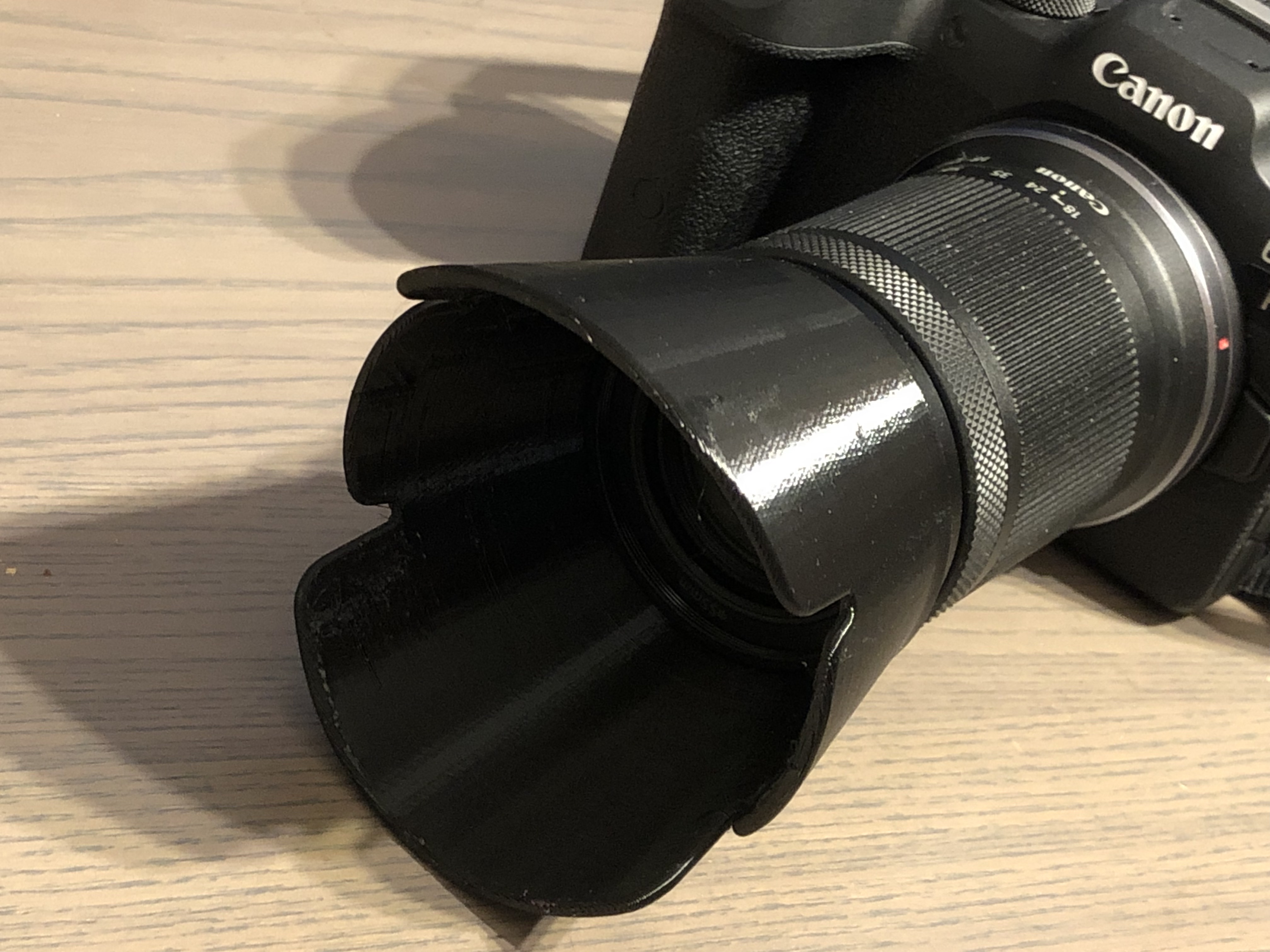 Lens hood for Canon RFS 18150 F3.56.3 IS STM by Maxim Shchetynin