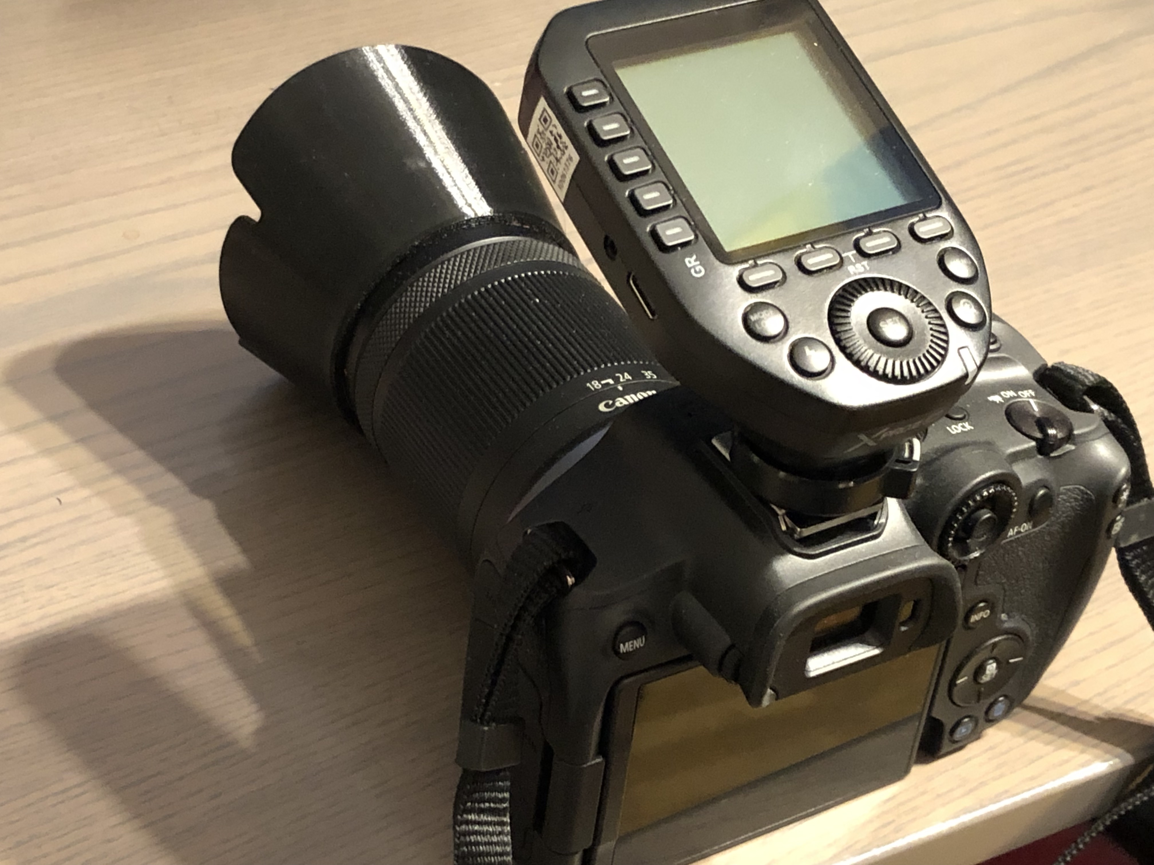 Lens hood for Canon RFS 18150 F3.56.3 IS STM by Maxim Shchetynin