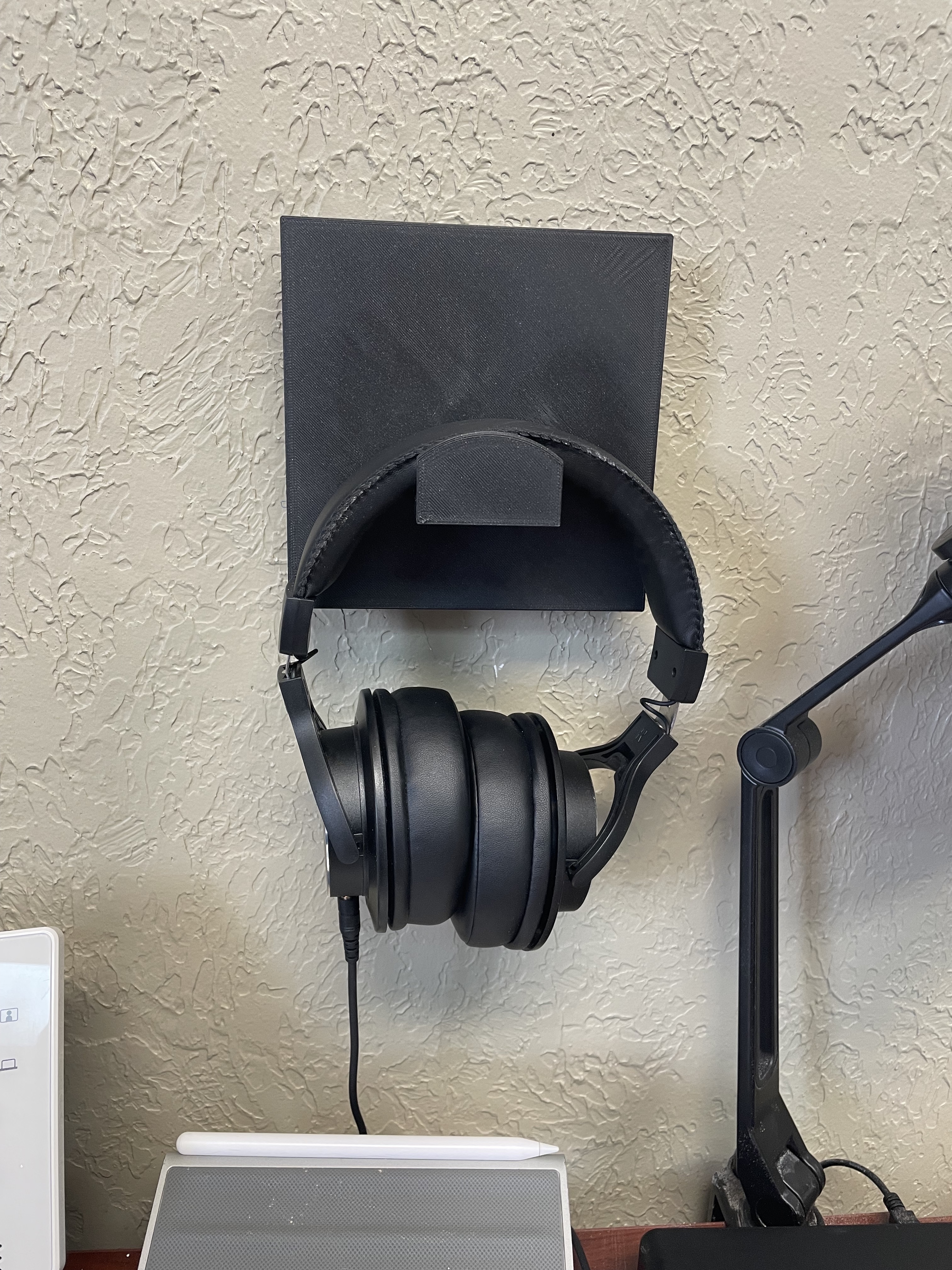Miniatura 2 do modelo 3D Headphone Mount for ENDLESS Customizable interchangeable Shelf