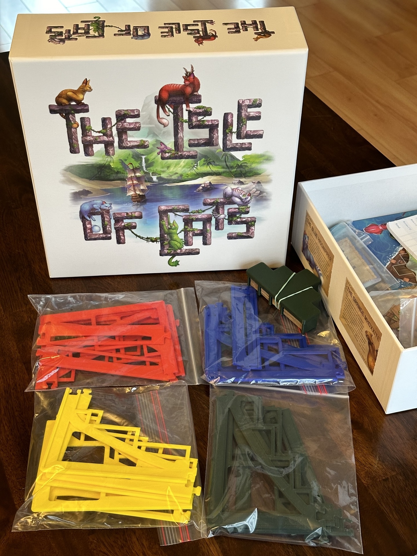 The Isle of Cats: boat frame and organizer