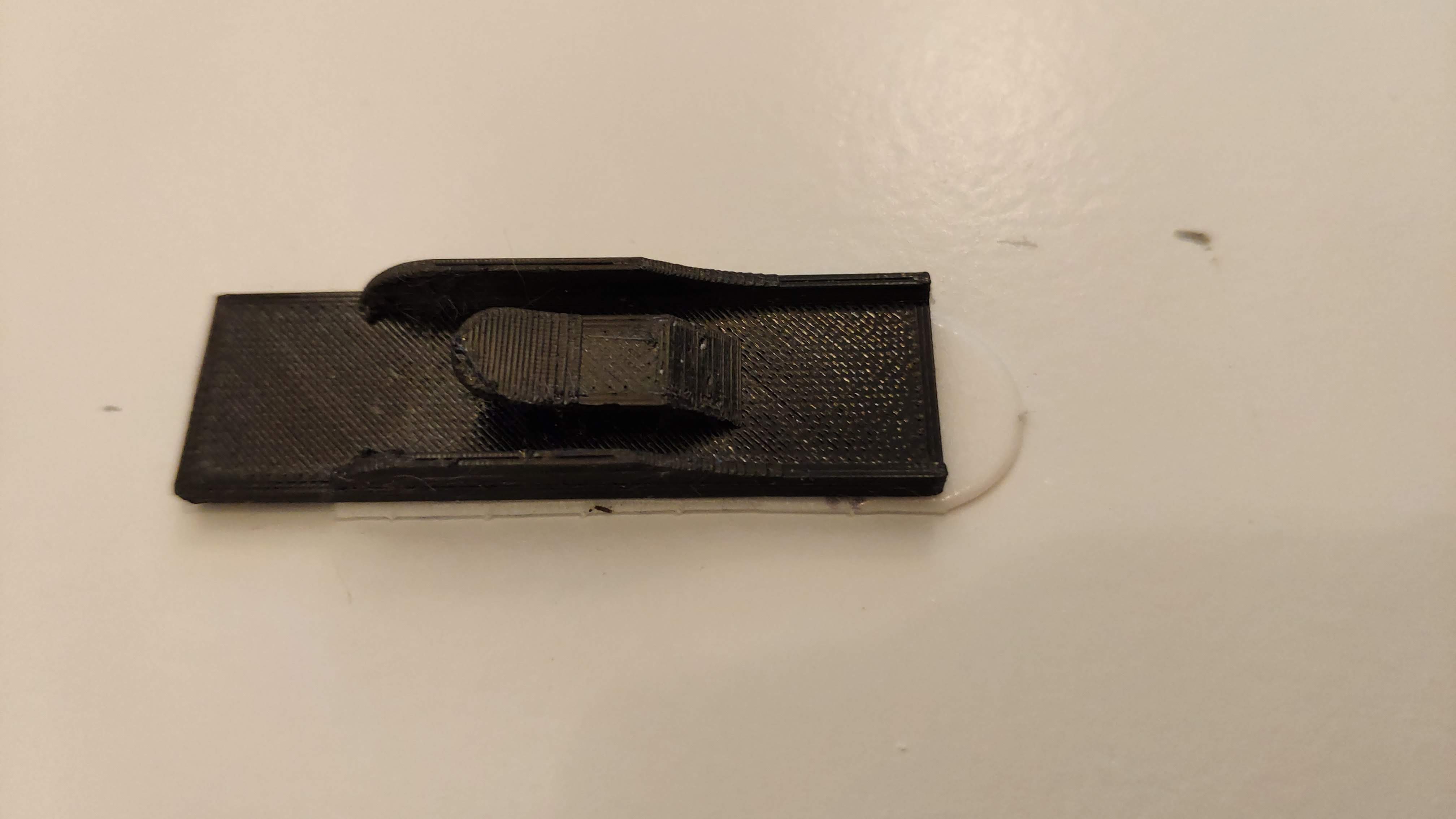 Hook plate - compatible with 3m Command large hooks