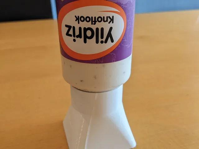 Yildriz sauce bottle stand