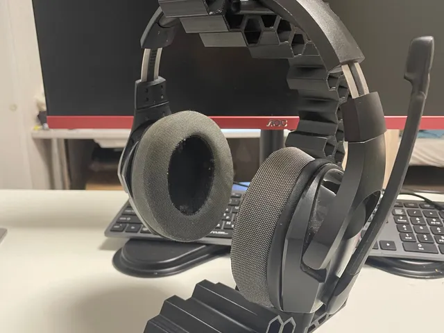 HeX Headphones stand