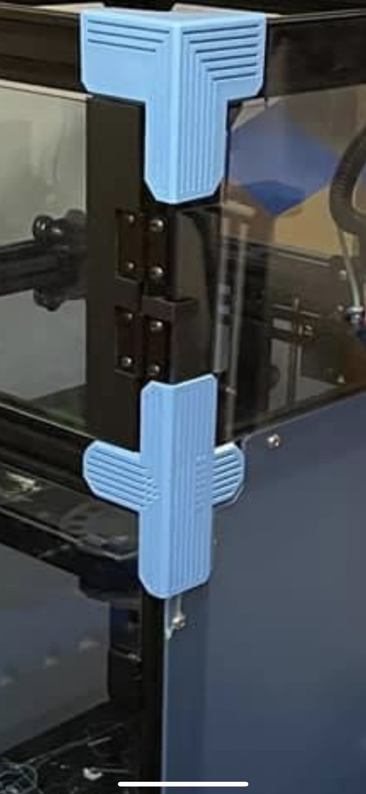 Door hinge support