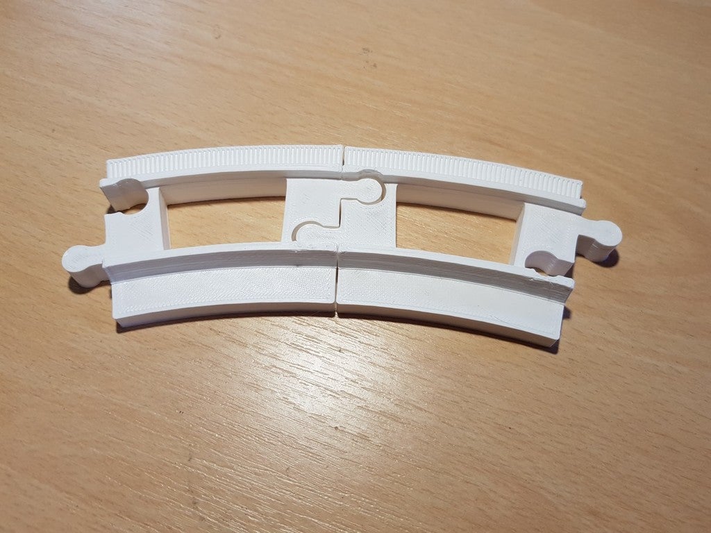 LEGO Duplo Train track: curved (half size) (+v2)