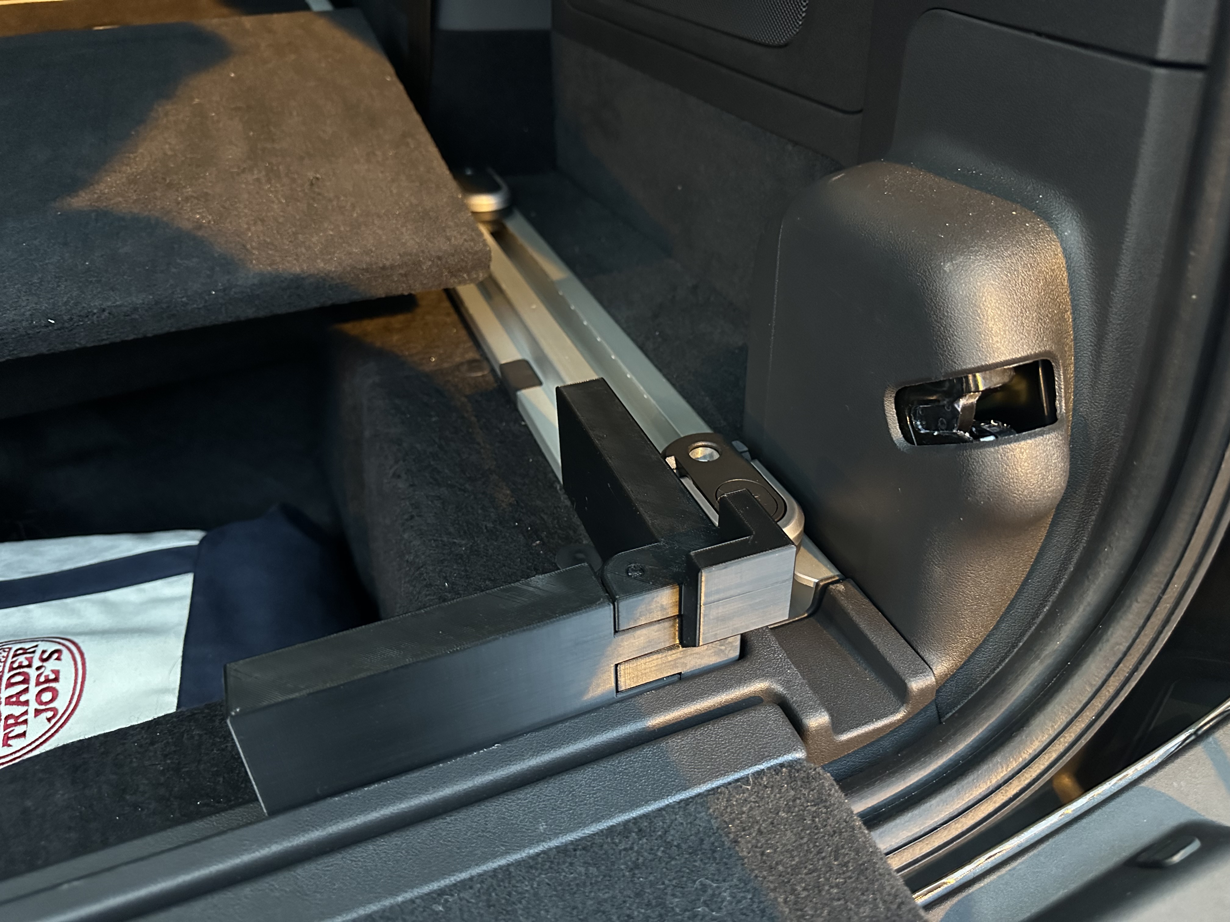 Rivian R1S Trunk Riser 57mm