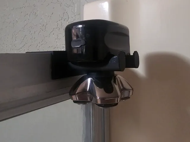 Pitbull Skull Shaver Shower Mount