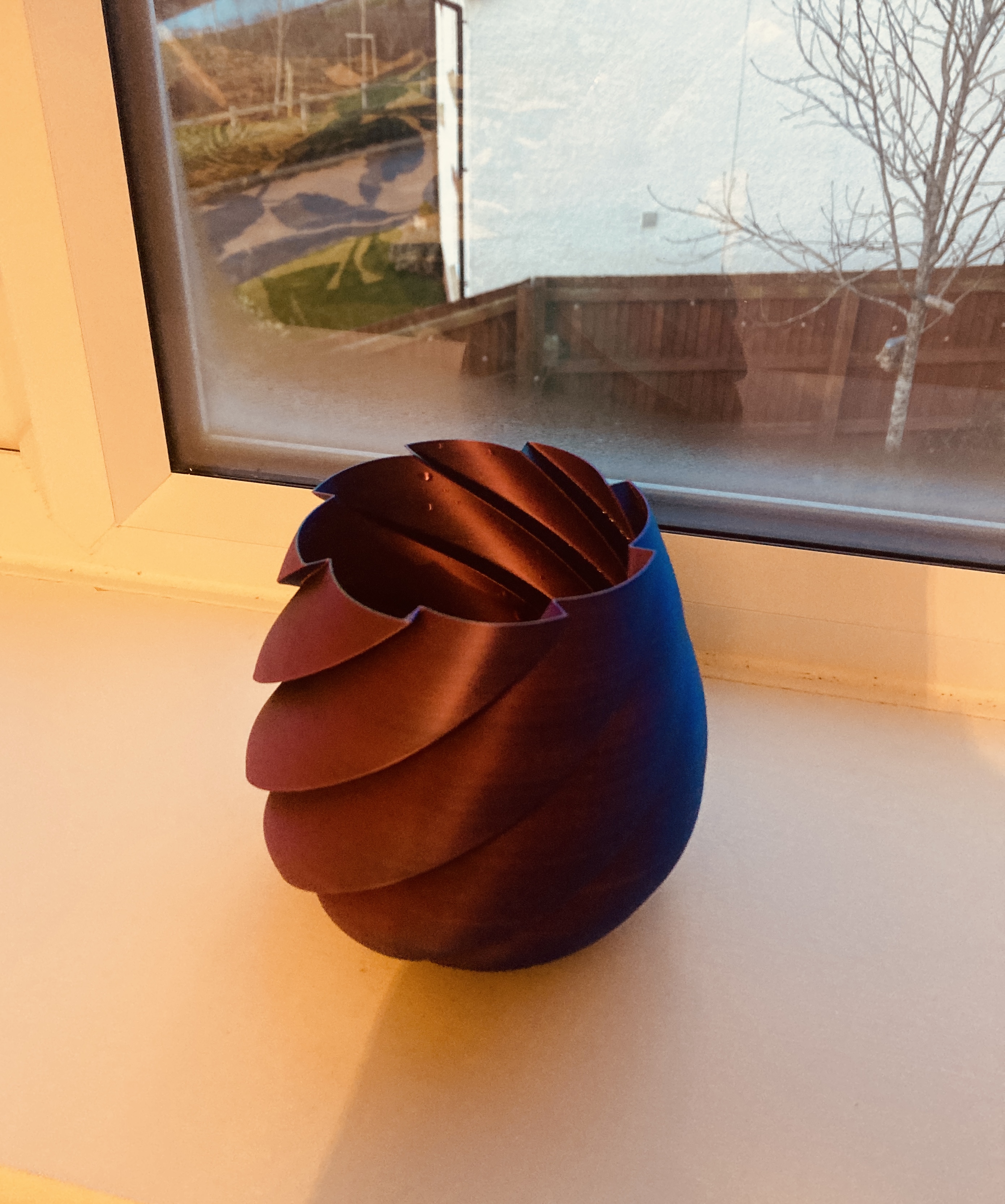 spiral vase/plant pot