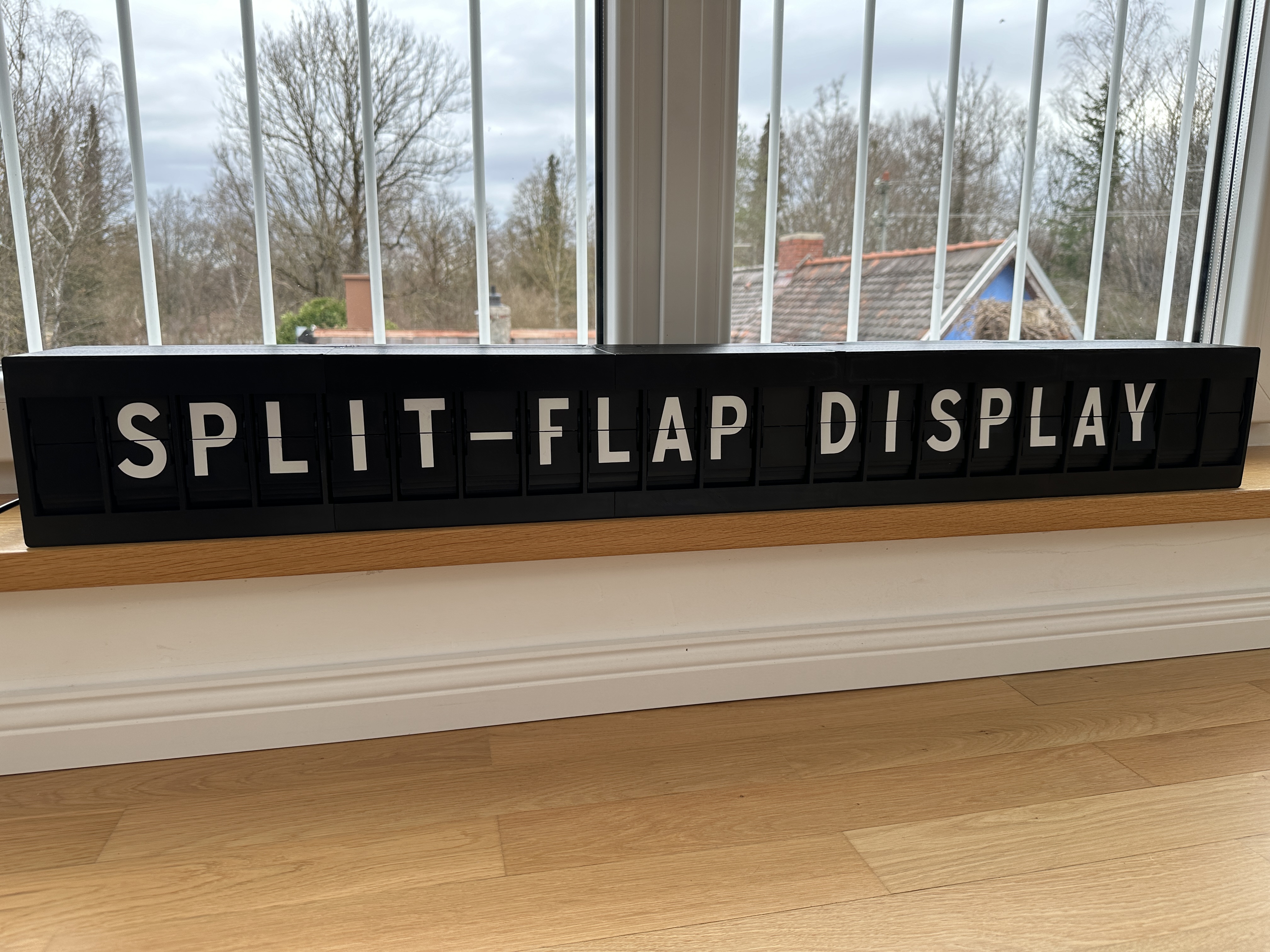 Split-Flap Display (21 Characters)