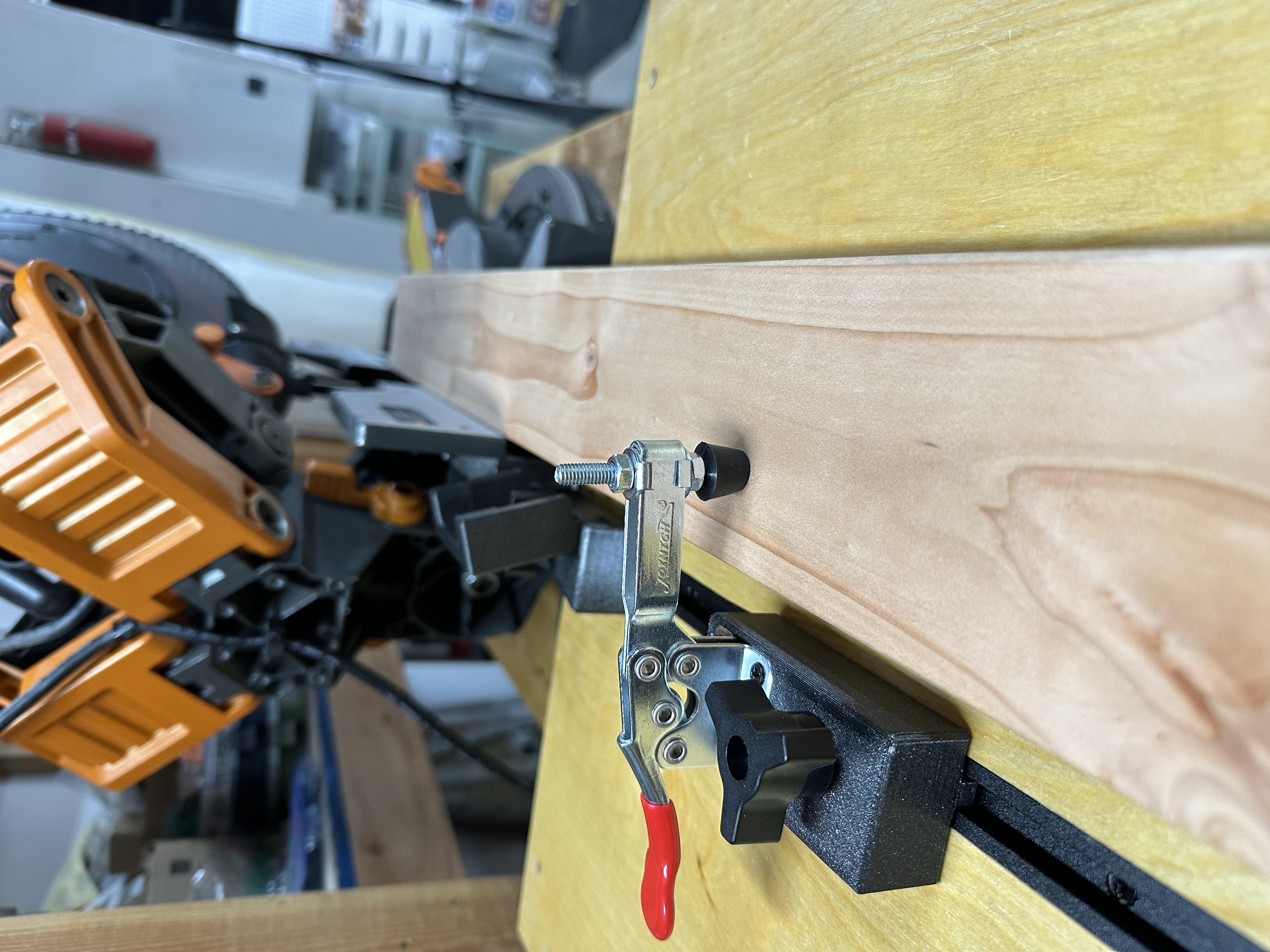 Miniatura 2 do modelo 3D Miter Track Block for Toggle Clamp