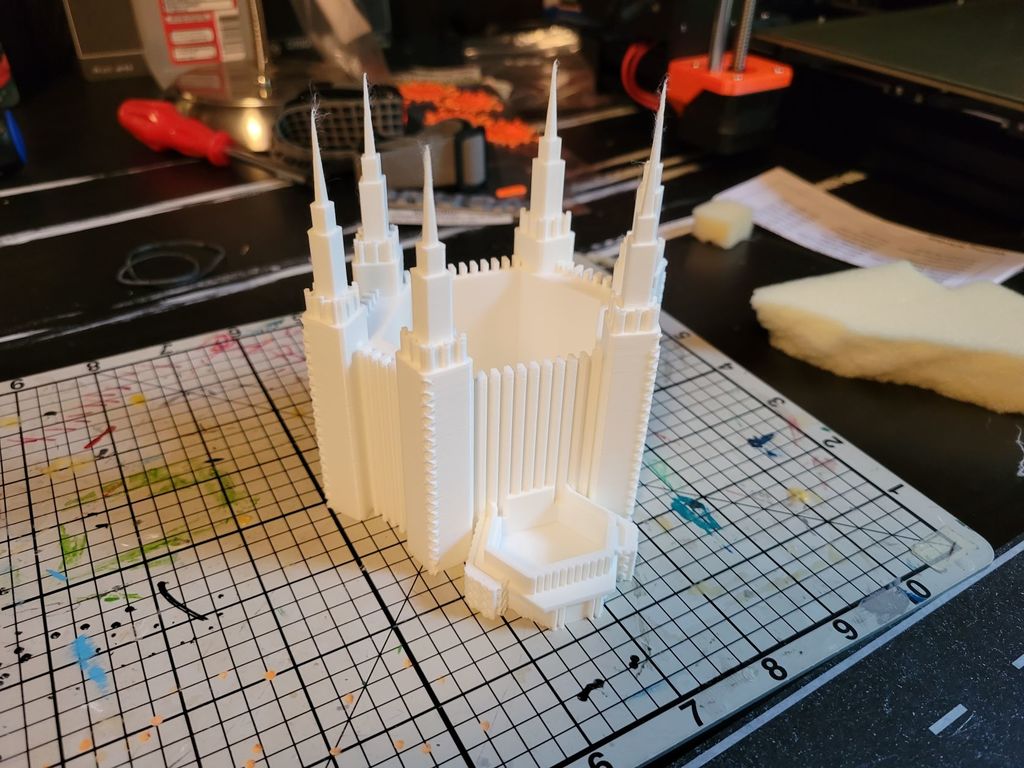DC Temple Pen Holder