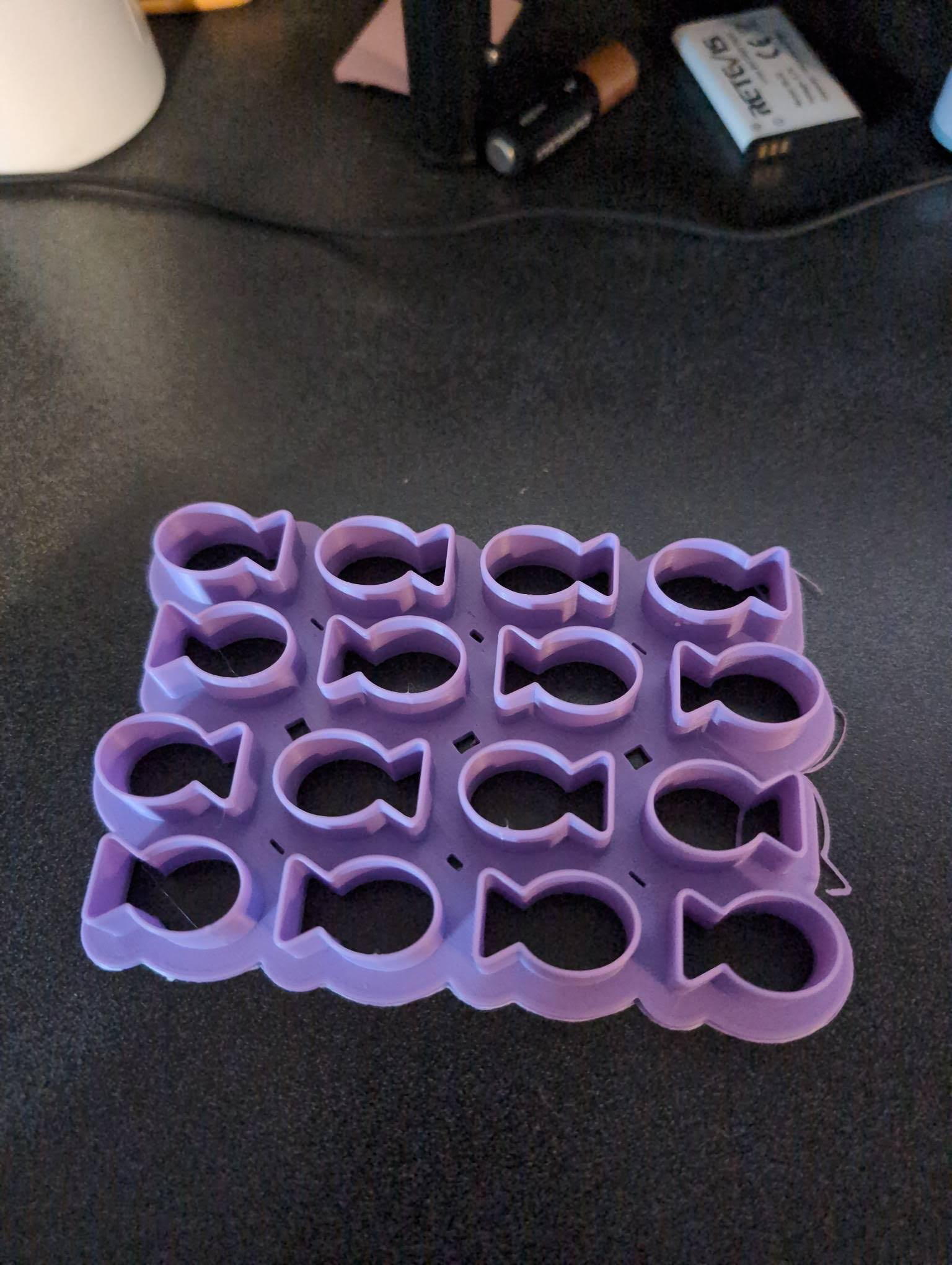 Basic gold fish cookie cutter x16