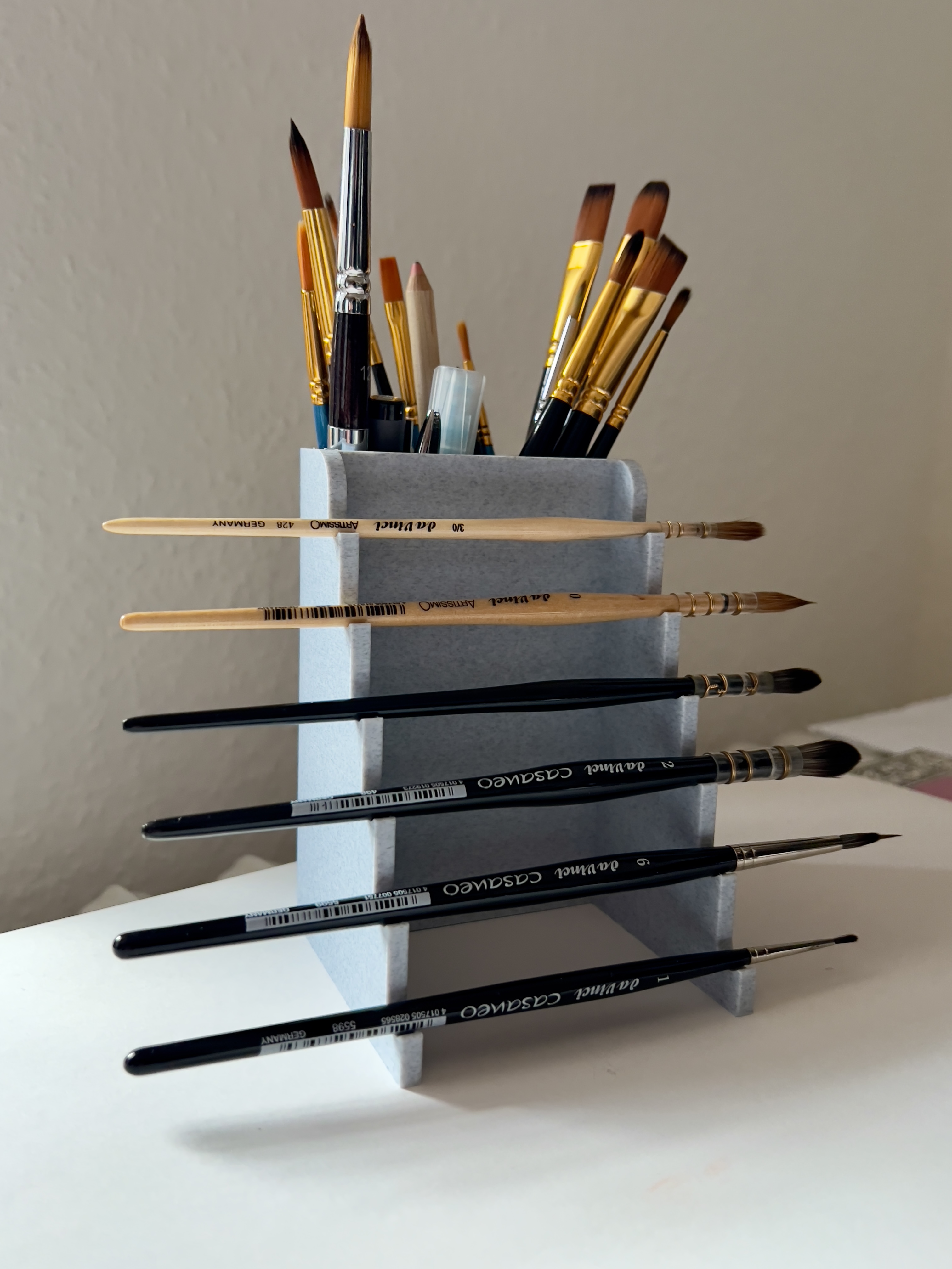 Brush holder by Nuelle | Download free STL model | Printables.com