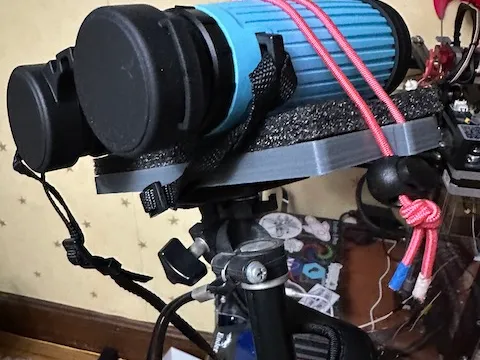 Small binocular tripod mount