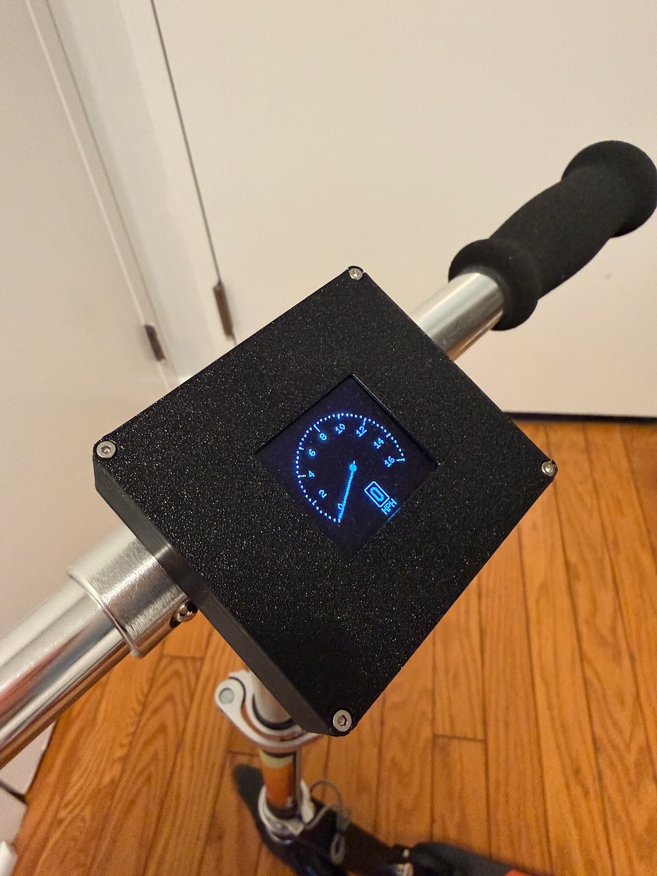 Arduino Digital Speedometer for Razor A5 Lux Kick Scooter AKA Zvezdalet