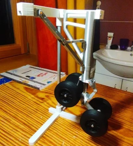 A330 landing gear mechanical model