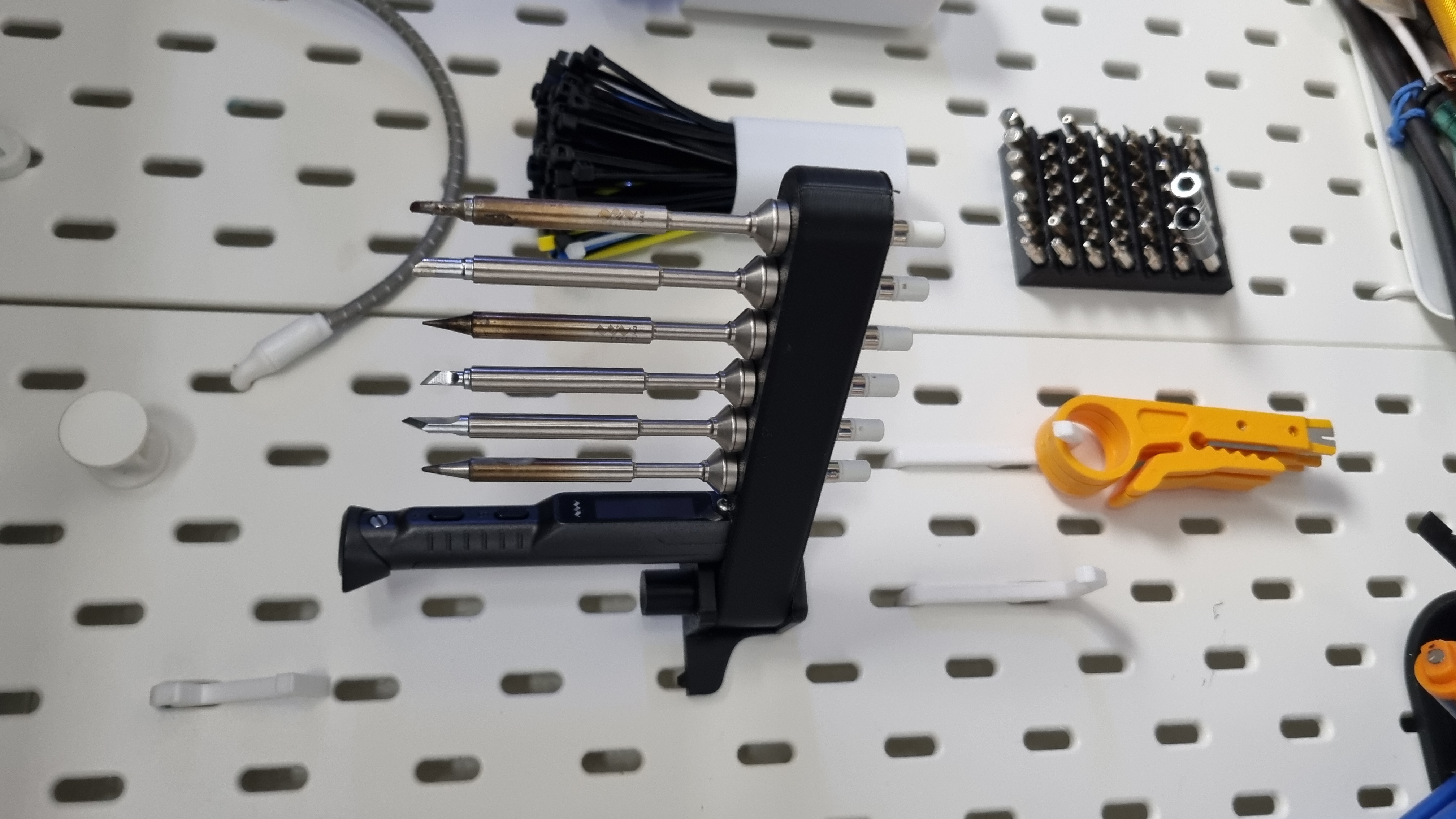 SKADIS TS101 movable holder