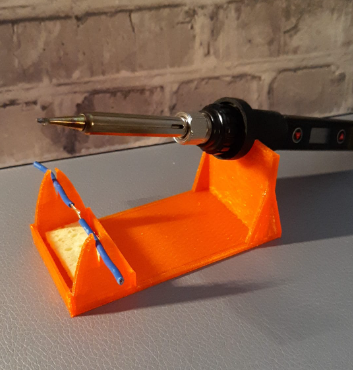 Soldering stand with sponge holder and wire holder