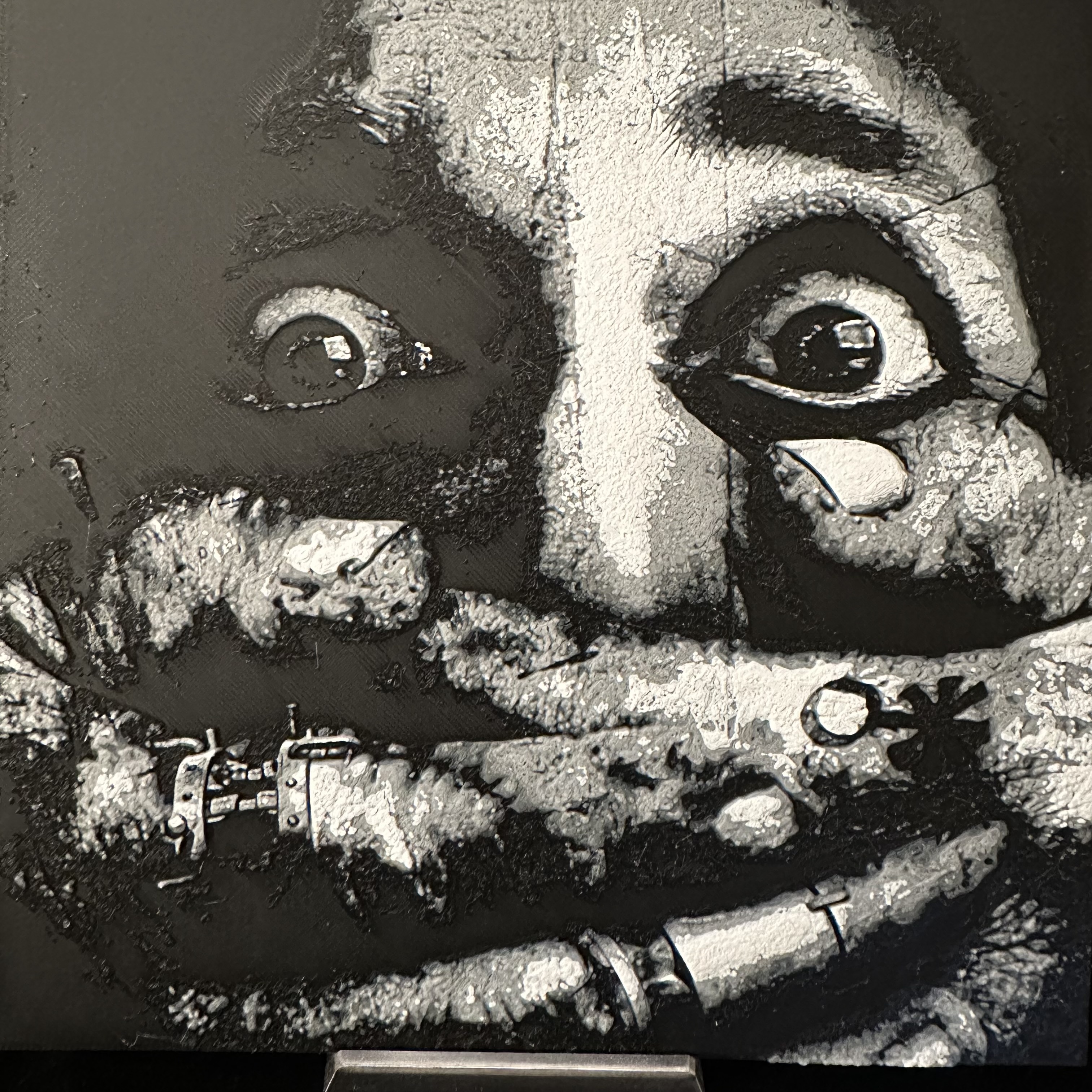 HueForge - Suffocate - Grayscale