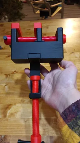 100% Printed Vise For Soldering & Other Small Tasks