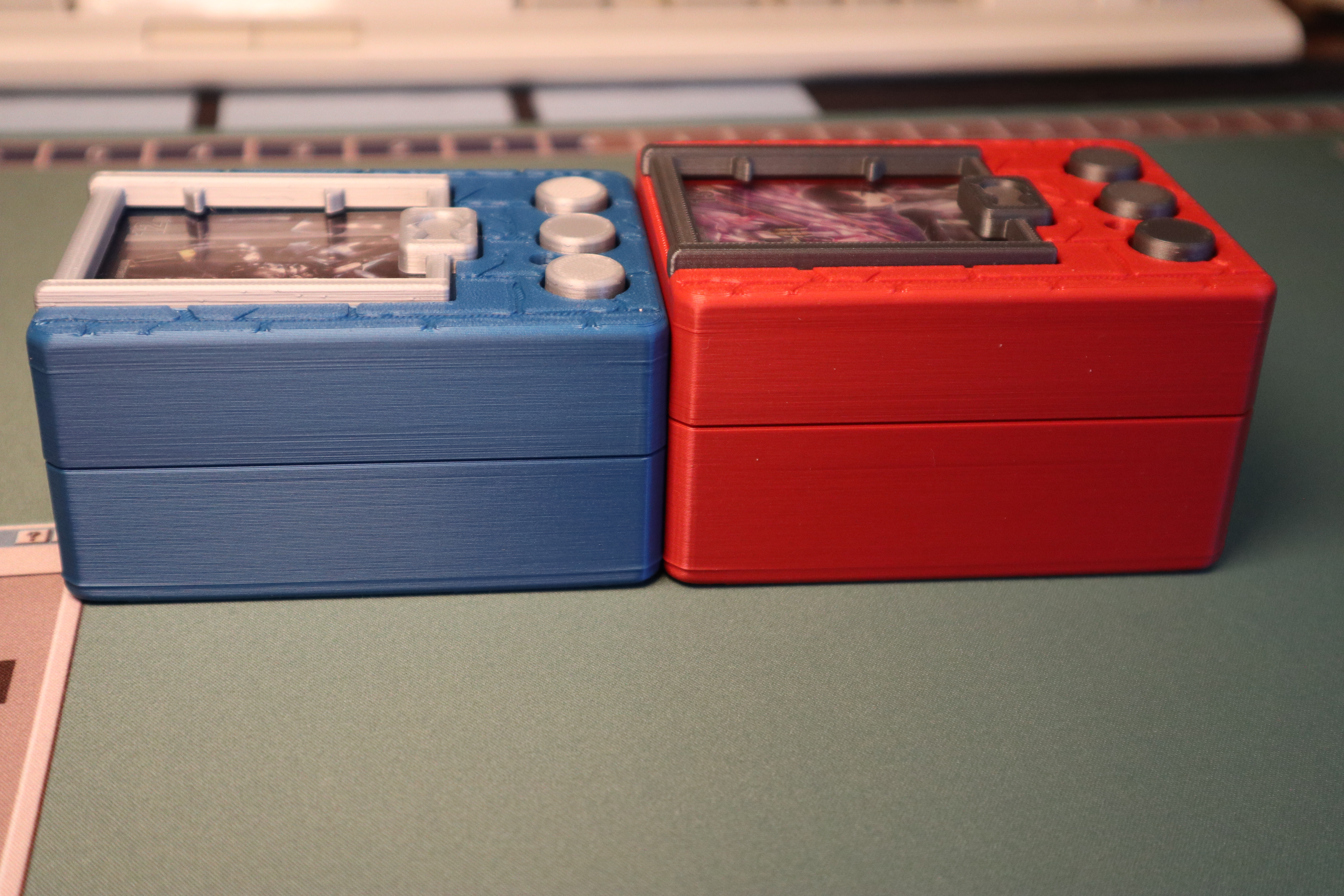 Miniatura 6 do modelo 3D Digimon V-Pet Deck Box