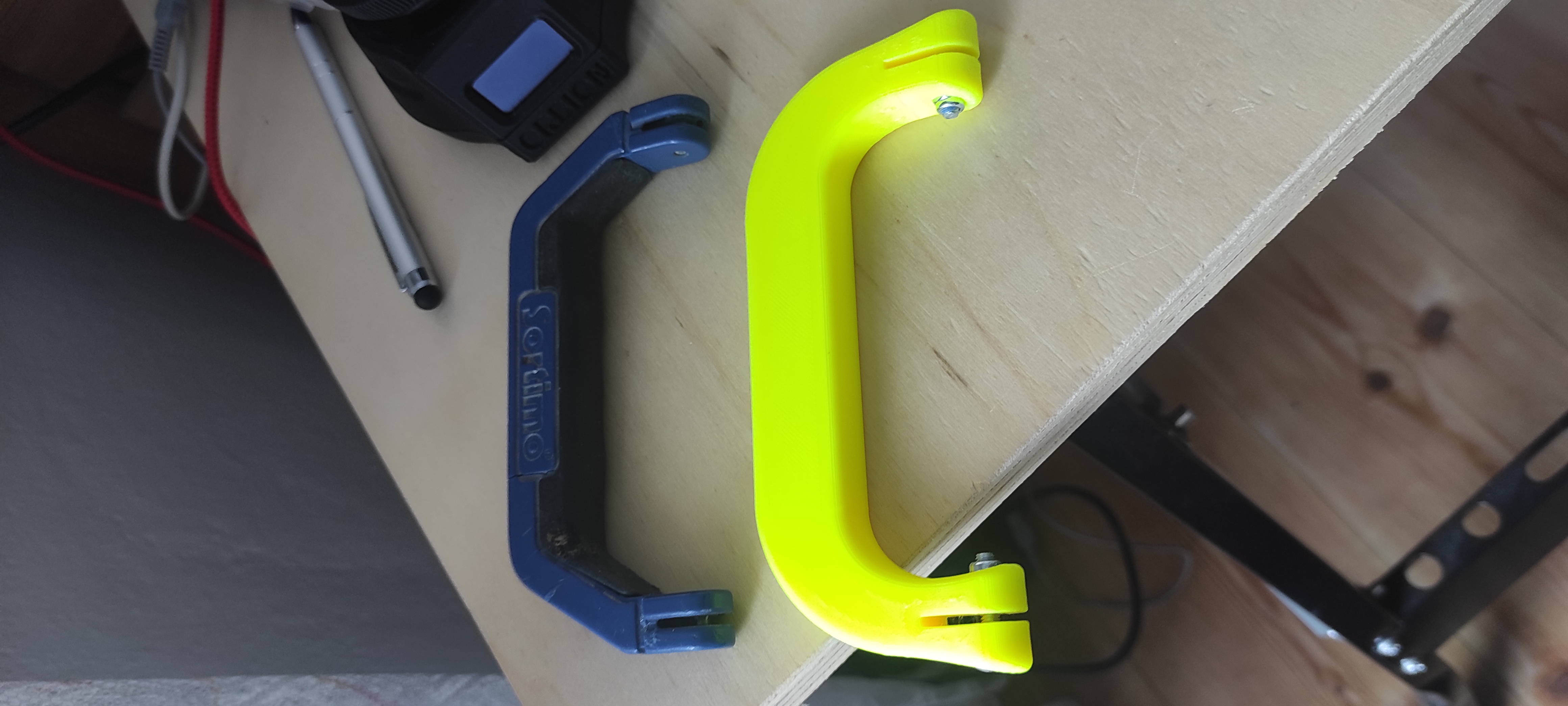 Maniglia Sortimo metal box Handle Sortimo metal box by Luca Murer ...