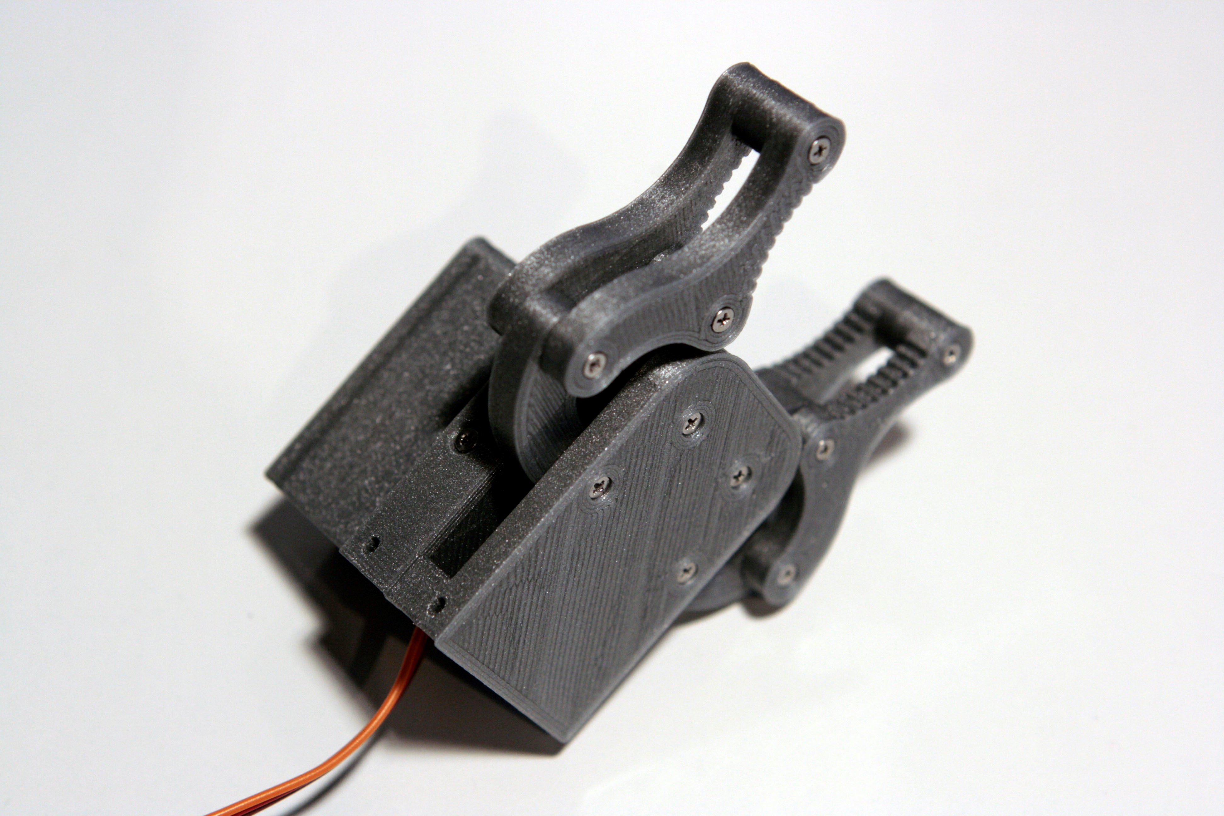 Miniatura 2 do modelo 3D SG90 robot arm
