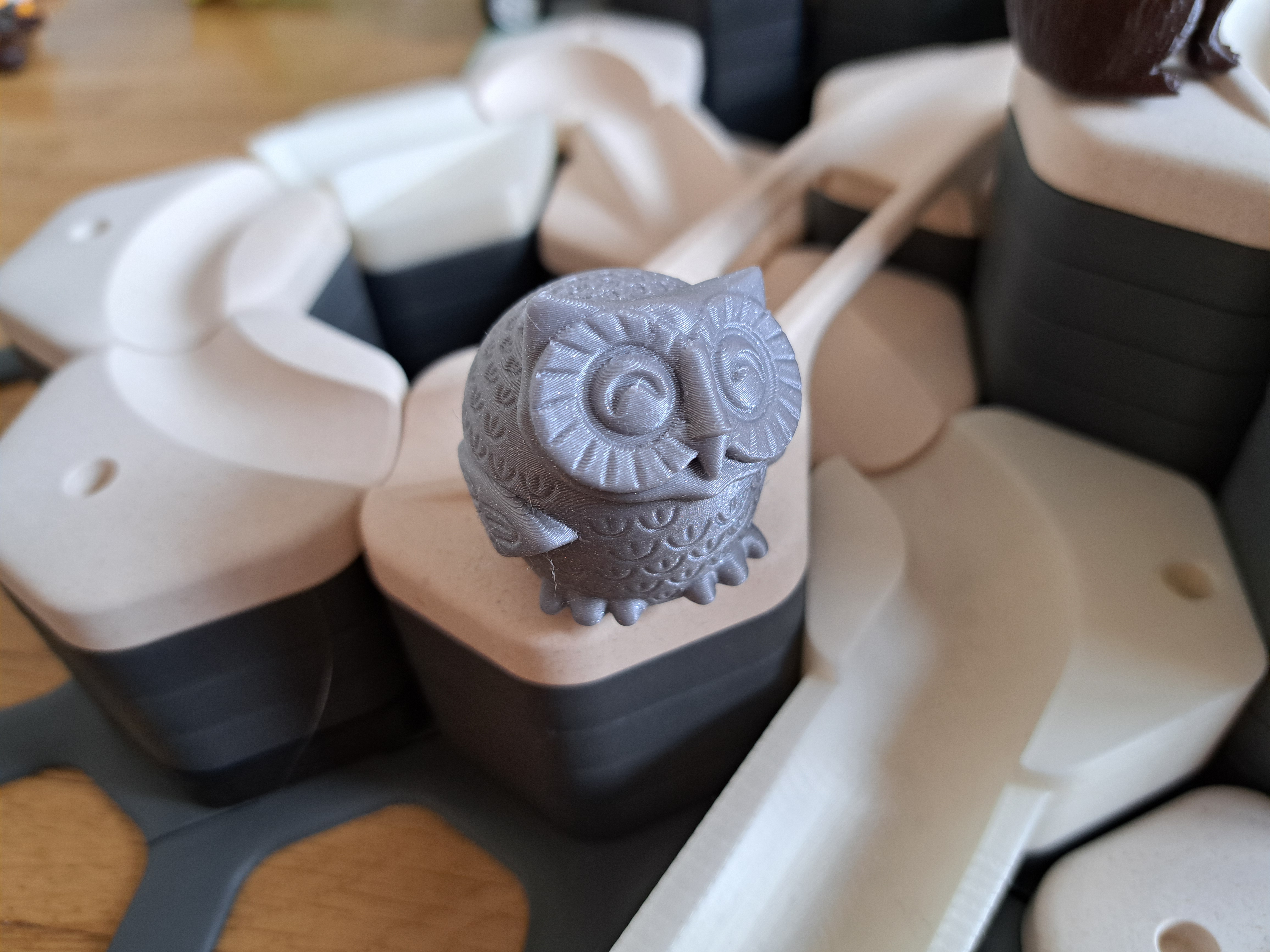 GraviTrax Junior compatible smiling owl