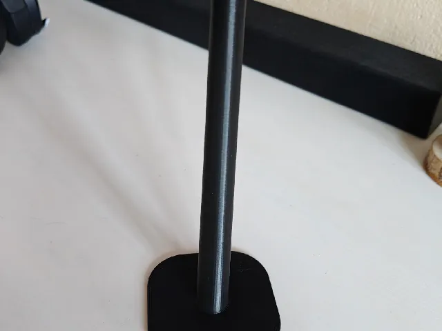 Minimal Headphone Stand – Modern Desk Organizer