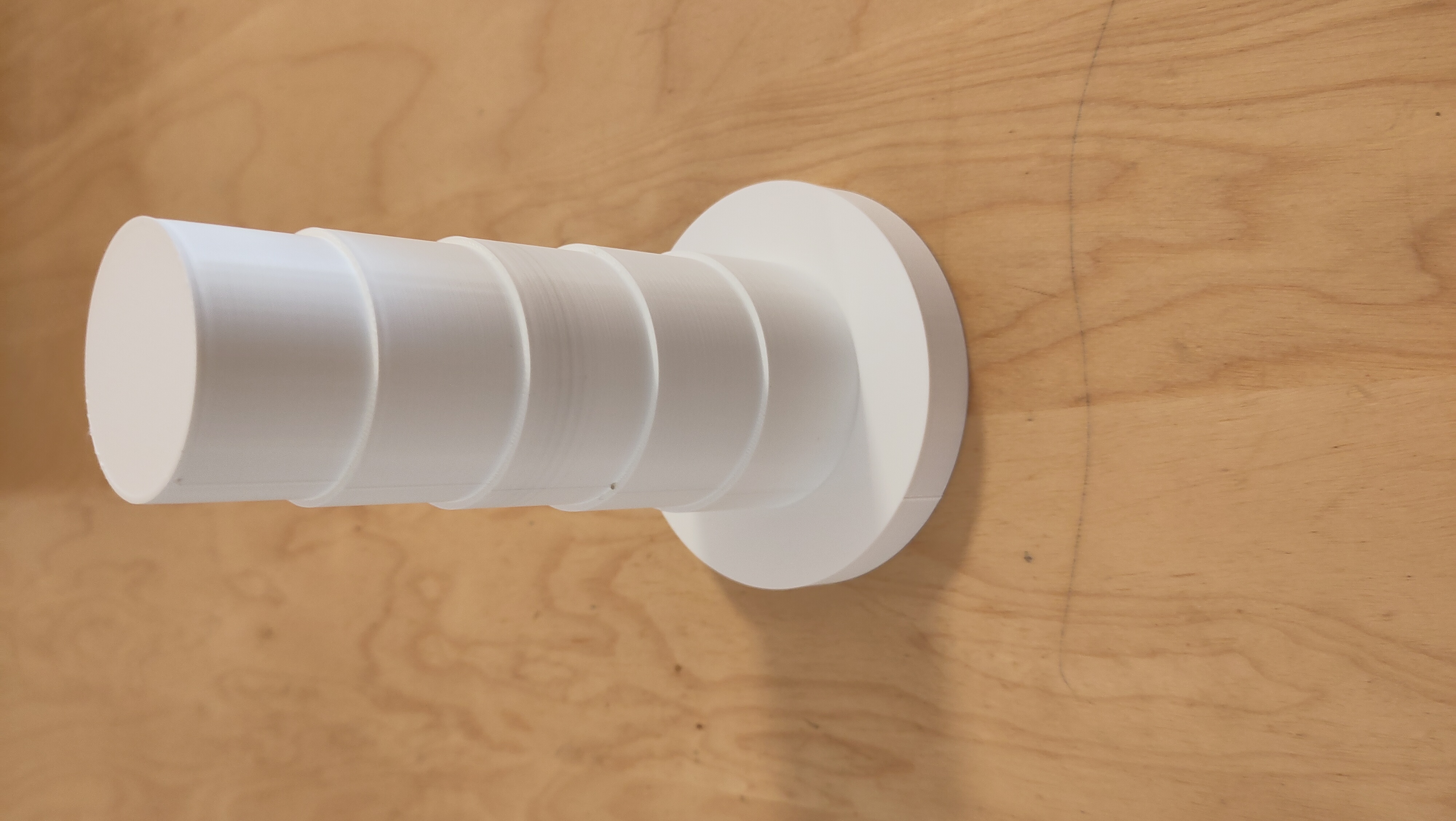 Cylinder to measure common wrist sizes