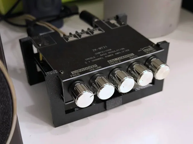 Simple feet for the ZK-MT21 amplifier